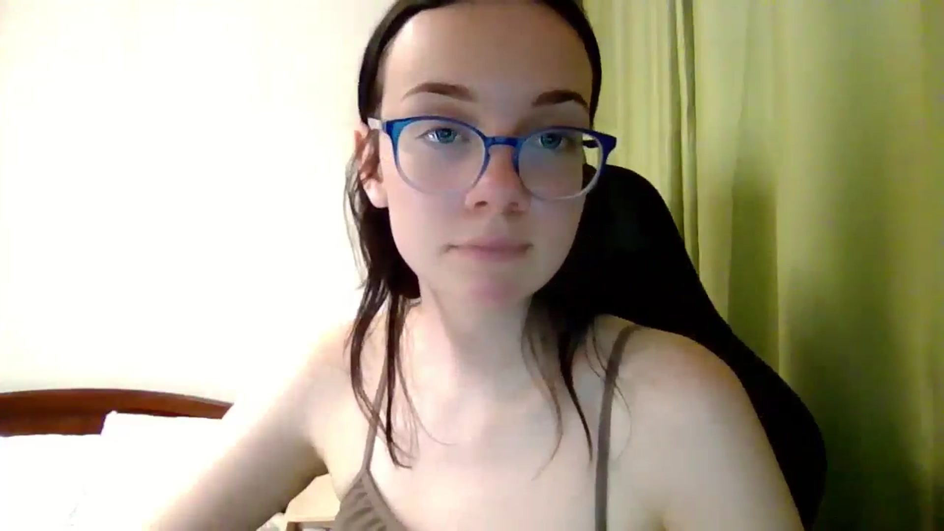 Gallery image thumbnail from Baby_Melania's myfreecams stream on, 06/19/2025, 19:28 image 10 of 20