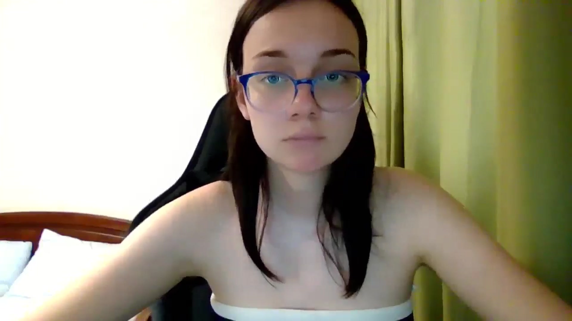 Gallery image thumbnail from Baby_Melania's myfreecams stream on, 06/24/2025, 18:27 image 12 of 20