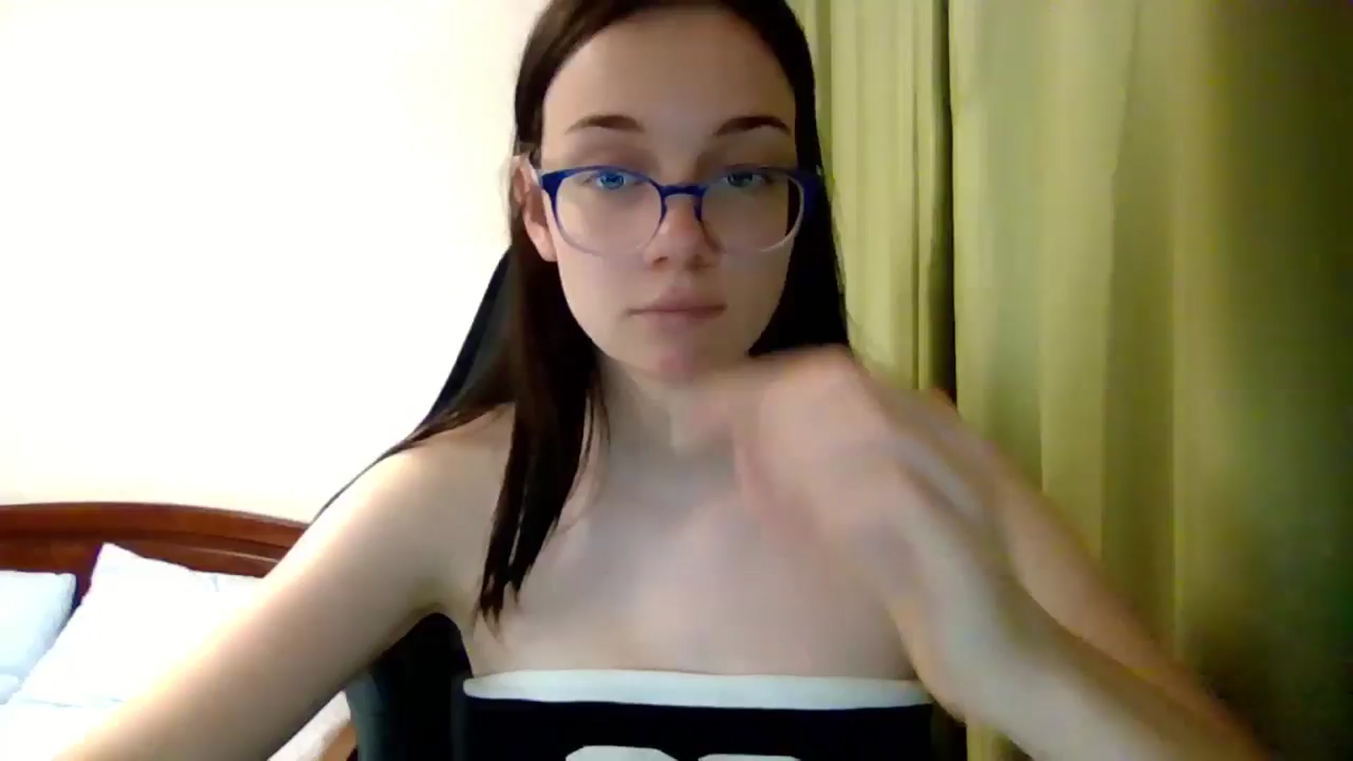 Gallery image thumbnail from Baby_Melania's myfreecams stream on, 06/24/2025, 18:51 image 16 of 20