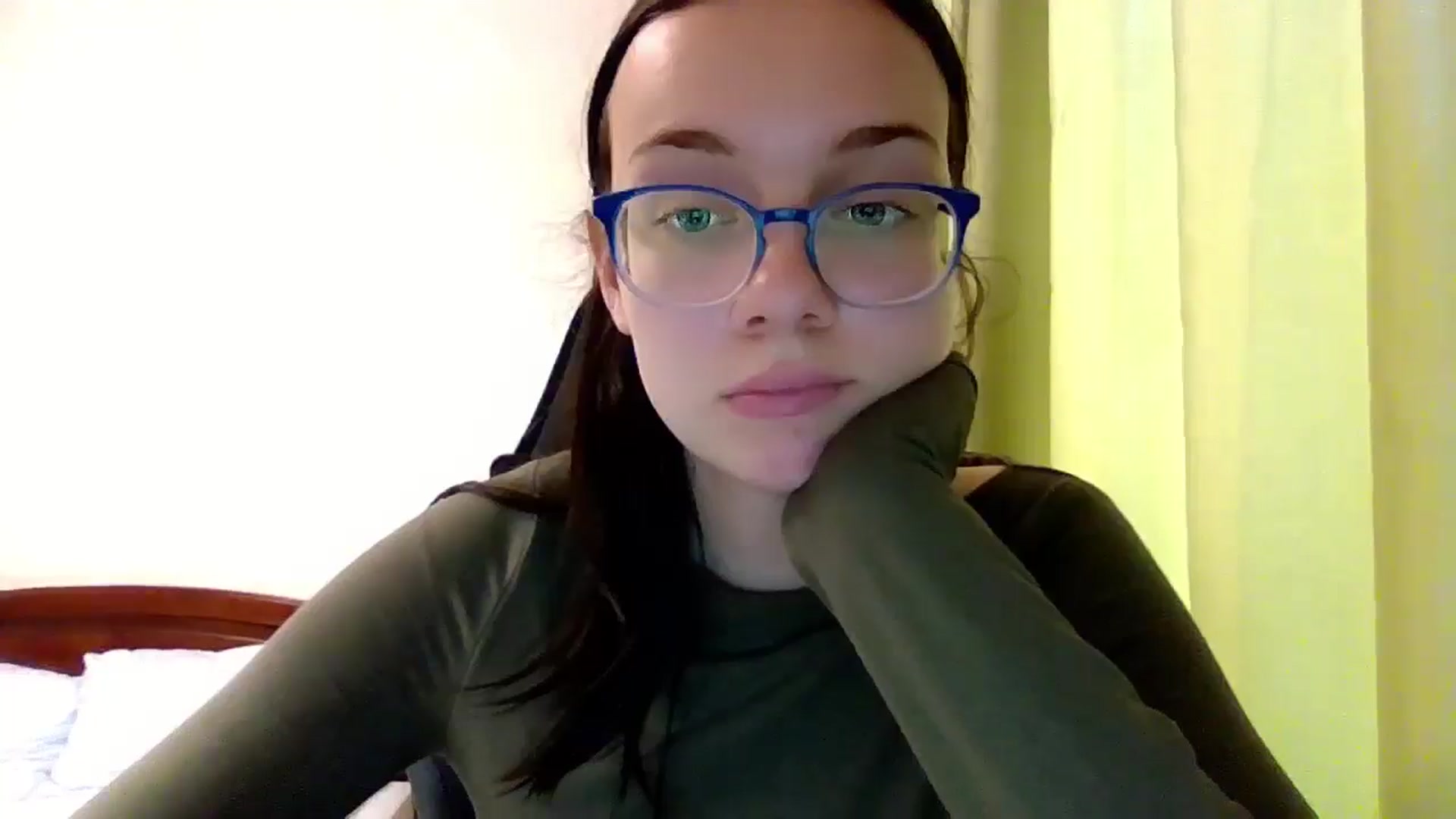 Gallery image thumbnail from Baby_Melania's myfreecams stream on, 06/29/2025, 16:17 image 7 of 20