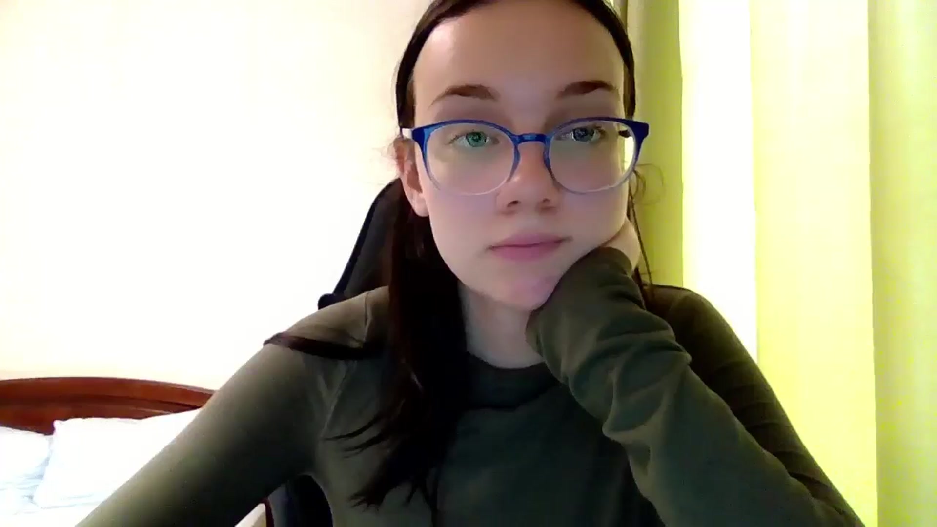 Gallery image thumbnail from Baby_Melania's myfreecams stream on, 06/29/2025, 16:17 image 13 of 20