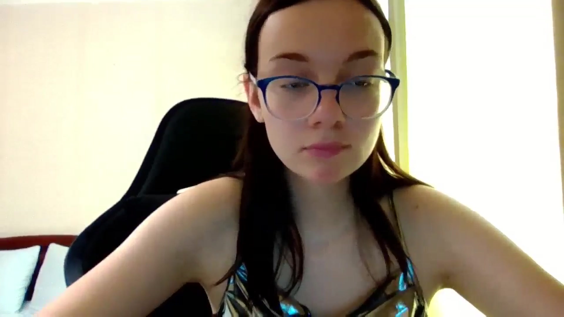 Gallery image thumbnail from Baby_Melania's myfreecams stream on, 07/03/2025, 12:10 image 15 of 20