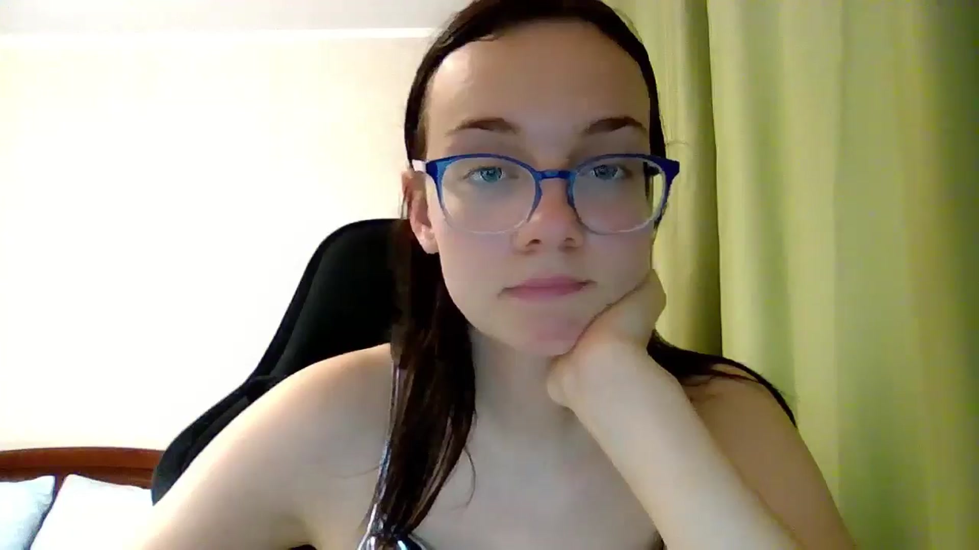 Gallery image thumbnail from Baby_Melania's myfreecams stream on, 07/03/2025, 18:05 image 12 of 20