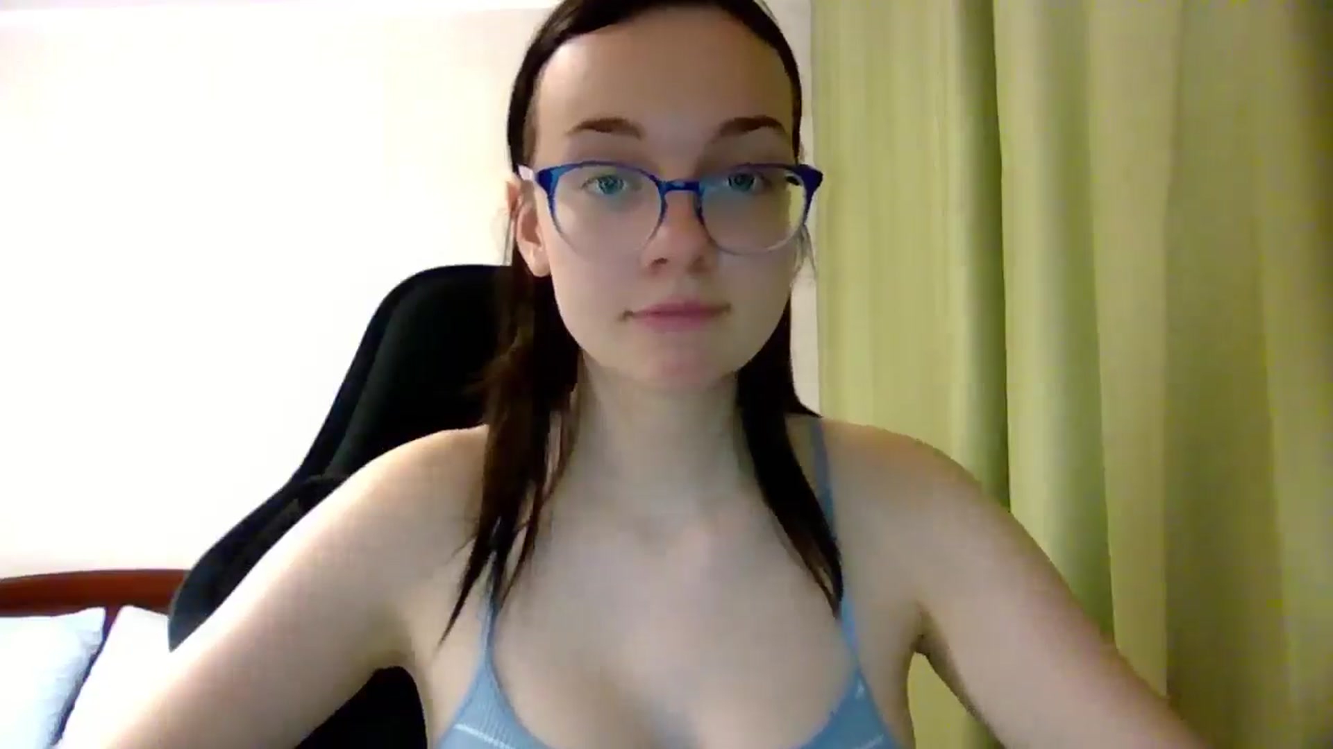 Gallery image thumbnail from Baby_Melania's myfreecams stream on, 07/03/2025, 19:33 image 17 of 20