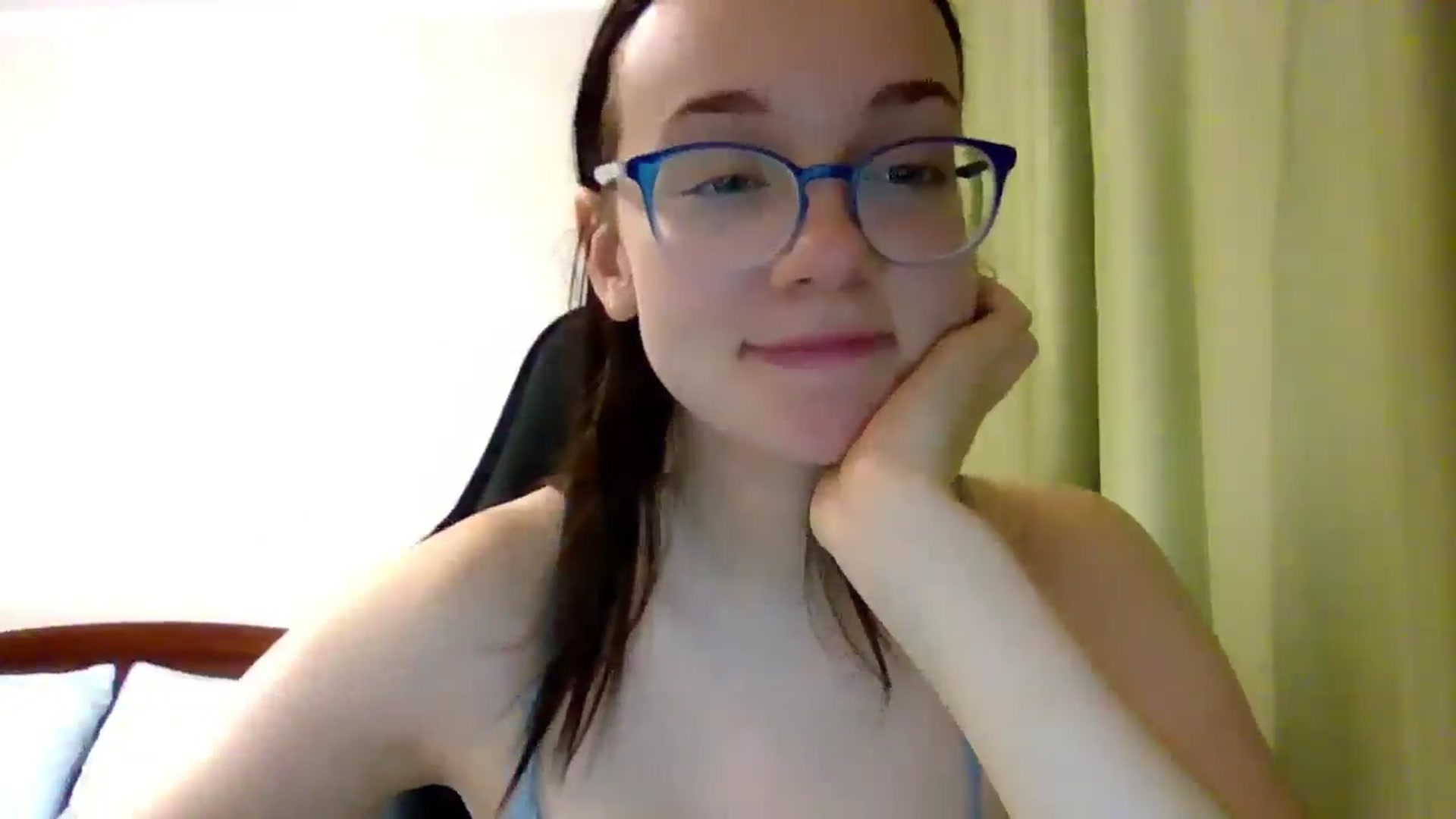 Gallery image thumbnail from Baby_Melania's myfreecams stream on, 07/03/2025, 19:33 image 15 of 20