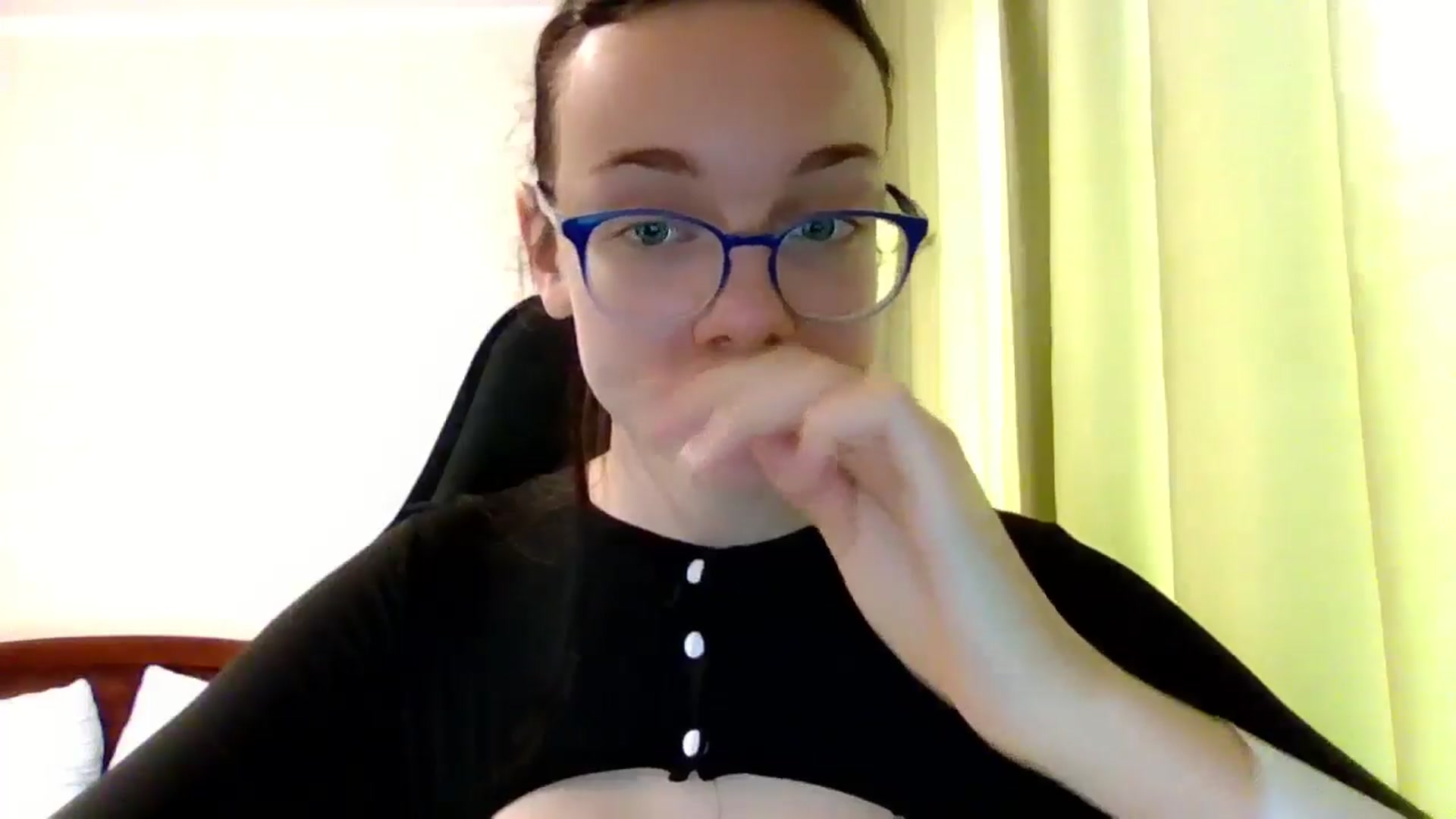 Gallery image thumbnail from Baby_Melania's myfreecams stream on, 07/06/2025, 16:38 image 13 of 20