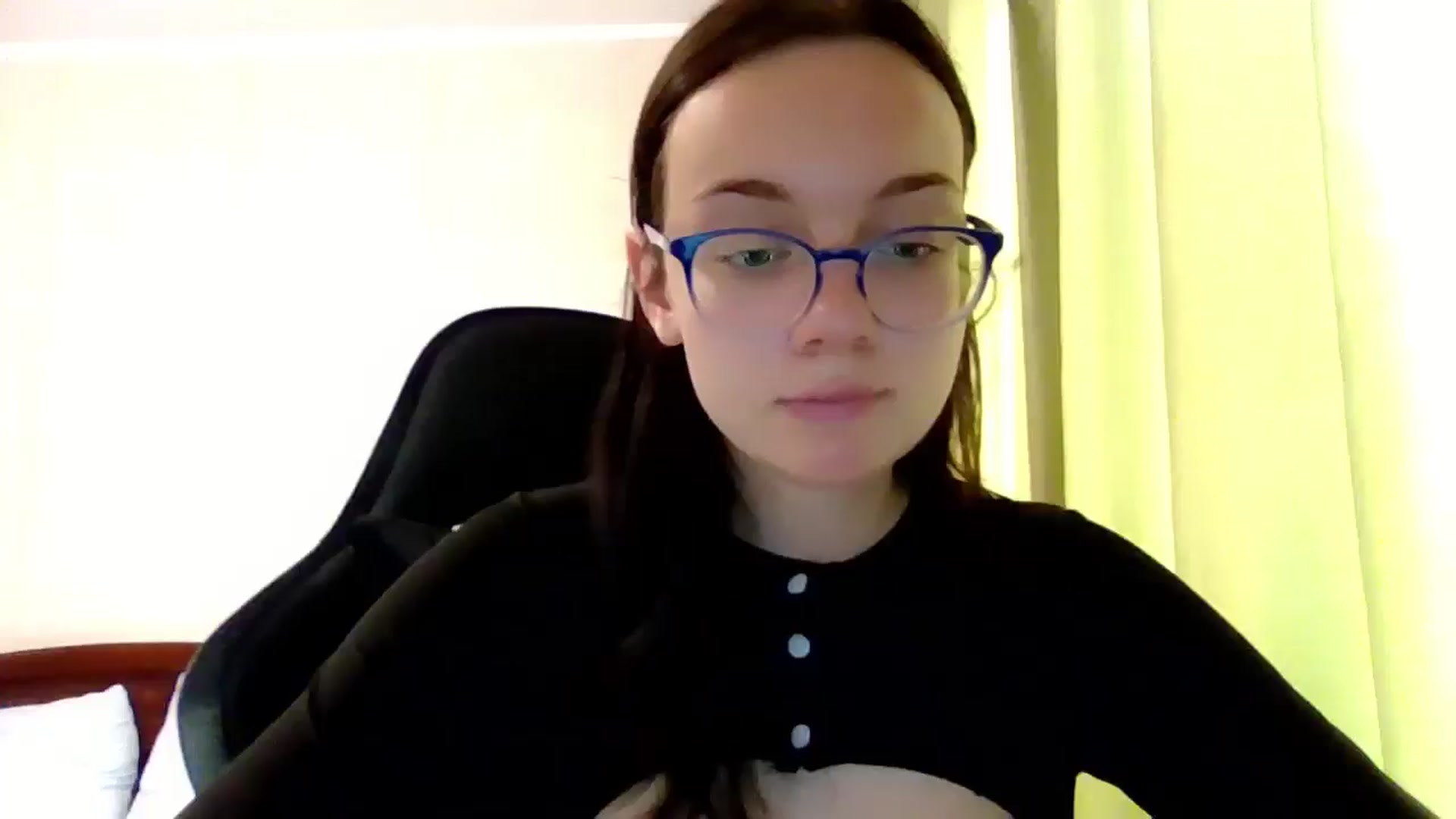 Gallery image thumbnail from Baby_Melania's myfreecams stream on, 07/06/2025, 16:38 image 1 of 20