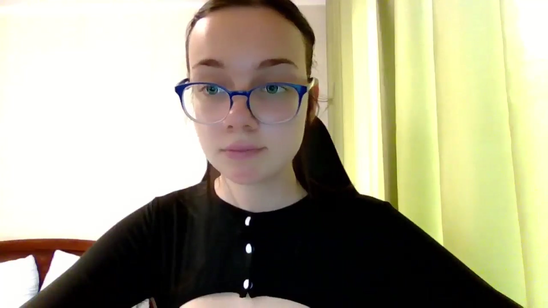 Gallery image thumbnail from Baby_Melania's myfreecams stream on, 07/06/2025, 16:38 image 16 of 20