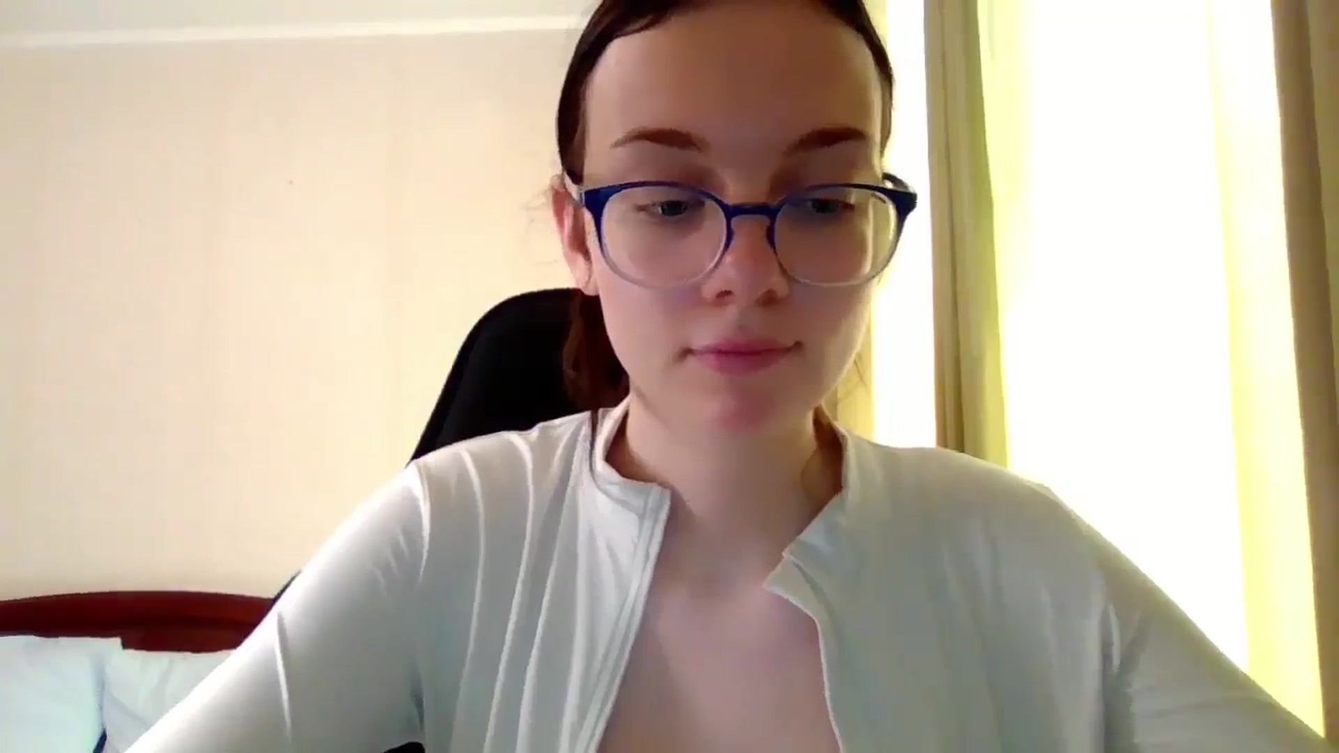 Gallery image thumbnail from Baby_Melania's myfreecams stream on, 07/08/2025, 12:44 image 18 of 20