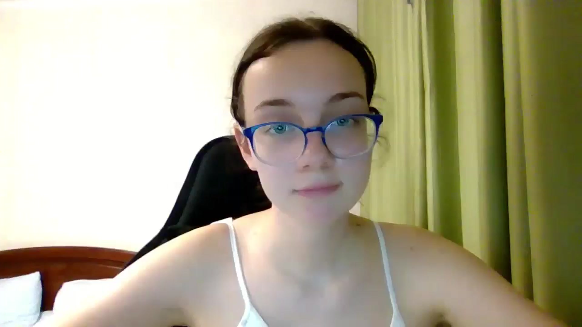 Gallery image thumbnail from Baby_Melania's myfreecams stream on, 07/09/2025, 18:15 image 16 of 20