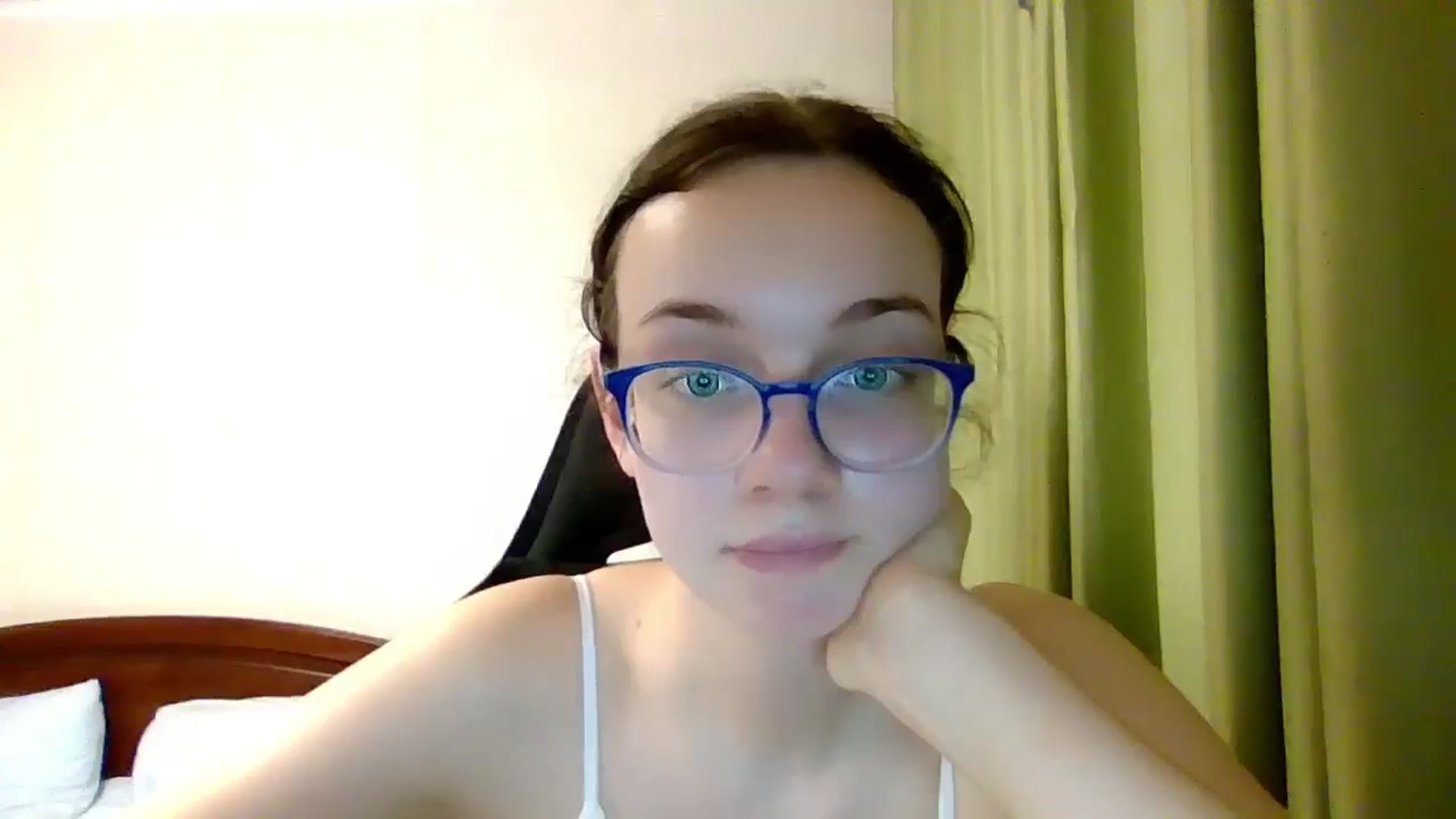Gallery image thumbnail from Baby_Melania's myfreecams stream on, 07/09/2025, 18:15 image 7 of 20