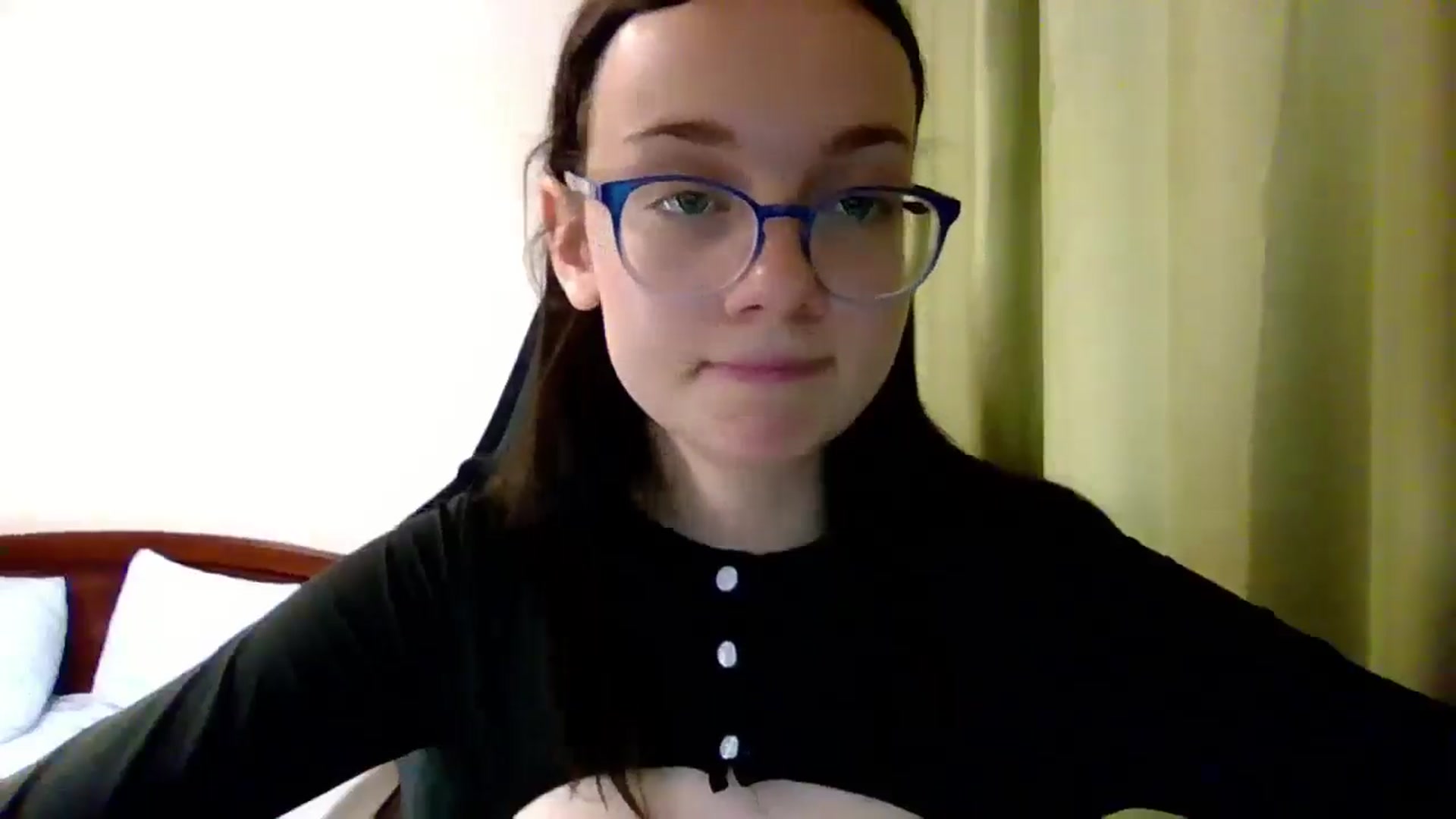 Gallery image thumbnail from Baby_Melania's myfreecams stream on, 07/11/2025, 19:09 image 19 of 20