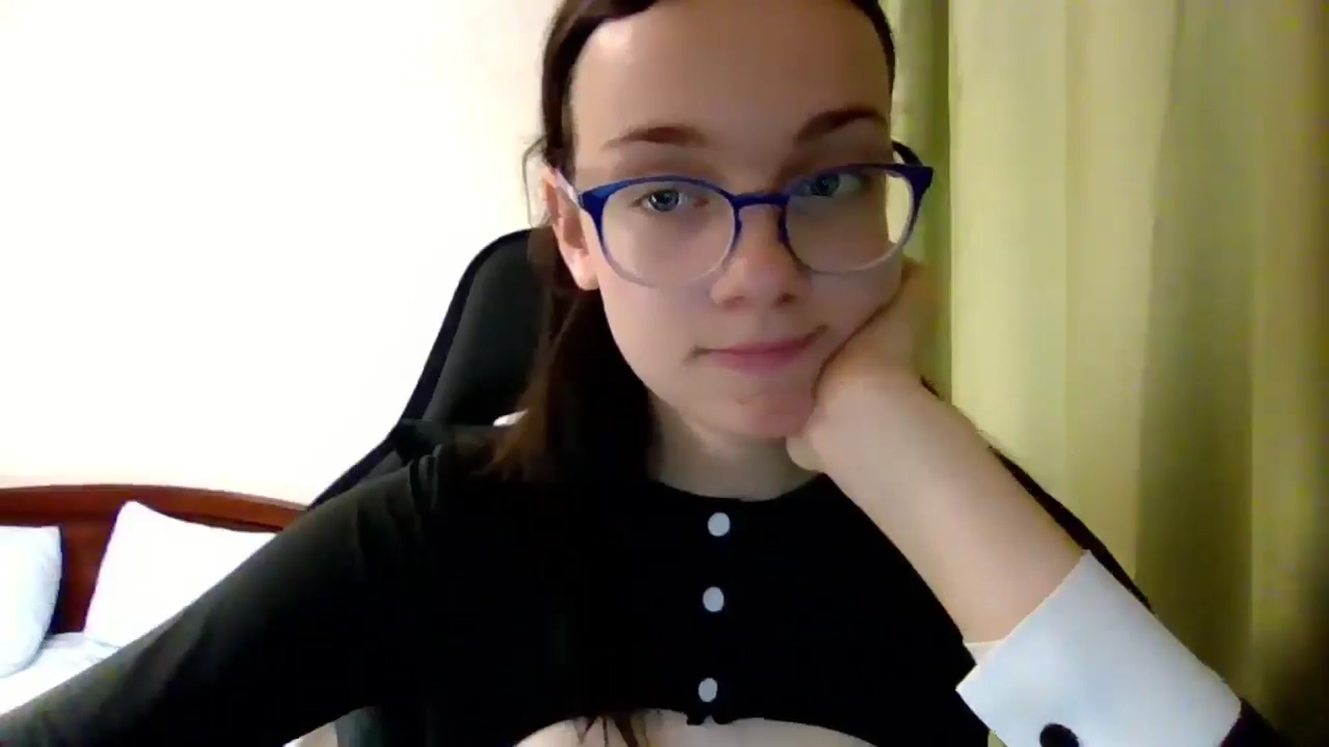 Gallery image thumbnail from Baby_Melania's myfreecams stream on, 07/11/2025, 19:09 image 18 of 20