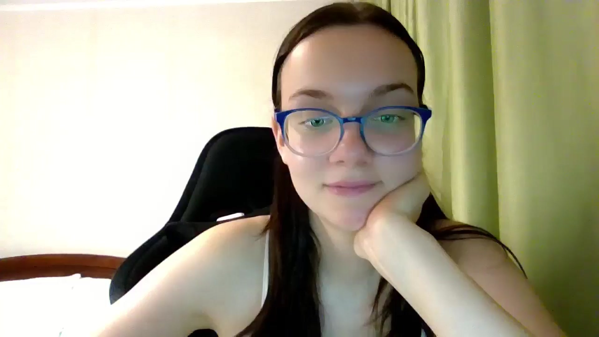 Gallery image thumbnail from Baby_Melania's myfreecams stream on, 07/24/2025, 18:28 image 13 of 20