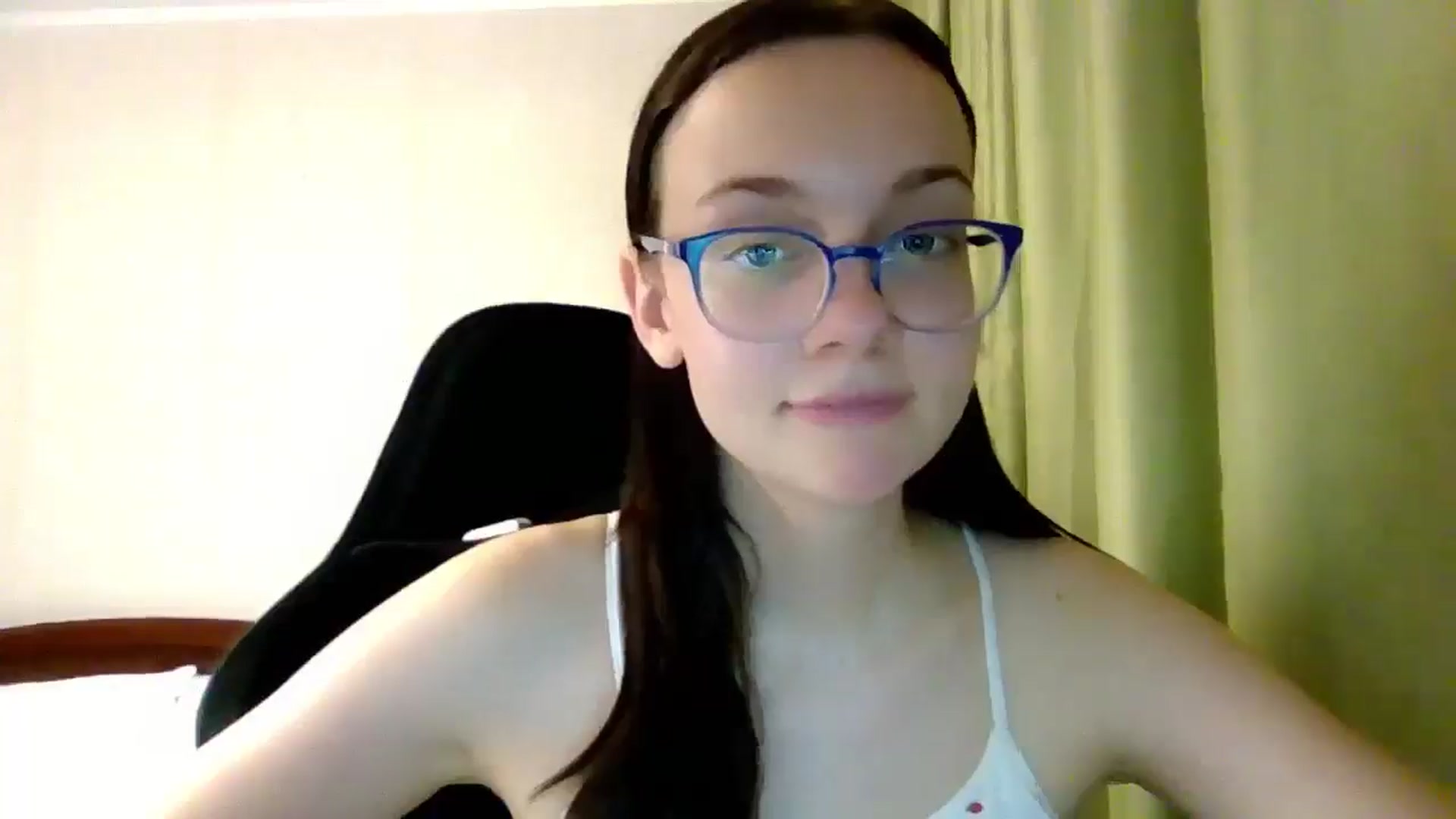 Gallery image thumbnail from Baby_Melania's myfreecams stream on, 07/24/2025, 18:28 image 15 of 20