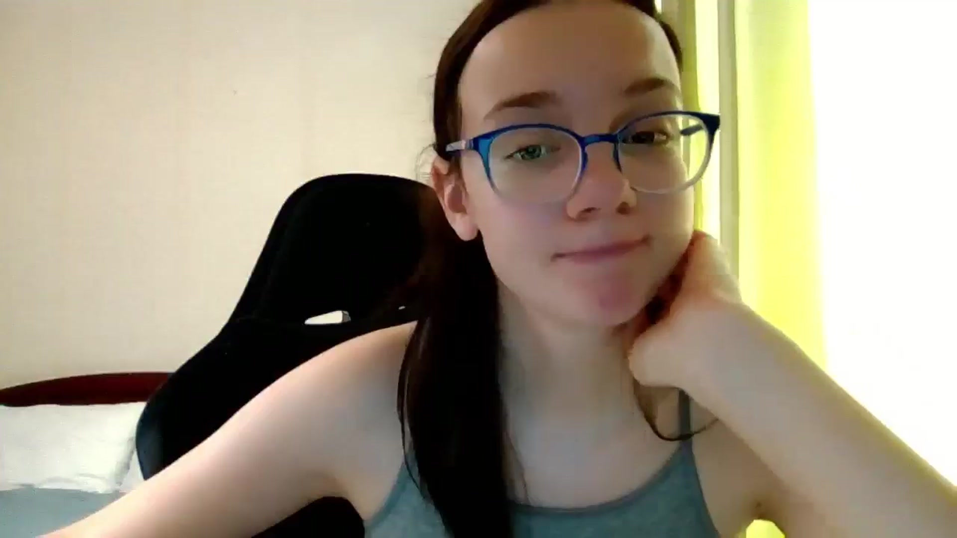 Gallery image thumbnail from Baby_Melania's myfreecams stream on, 07/25/2025, 12:00 image 18 of 20