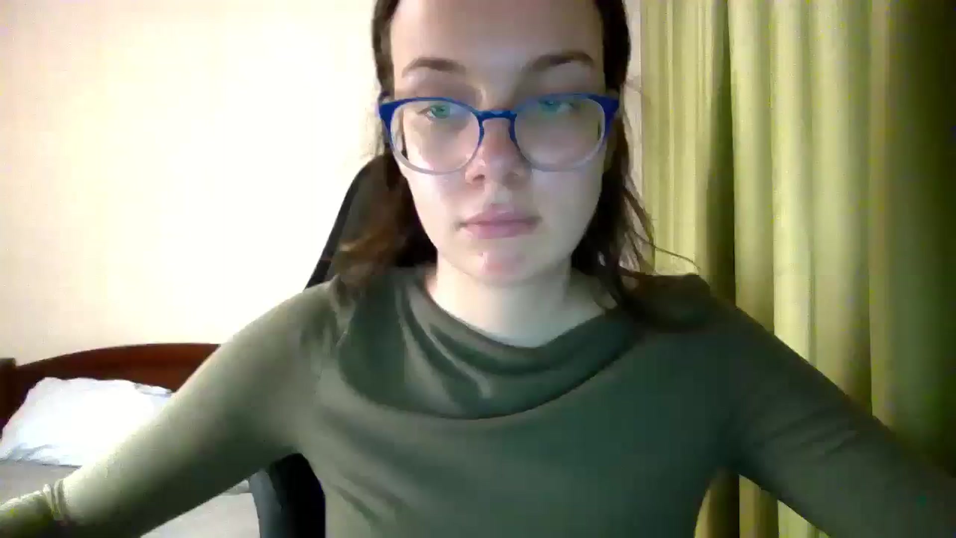 Gallery image thumbnail from Baby_Melania's myfreecams stream on, 07/28/2025, 18:15 image 12 of 20