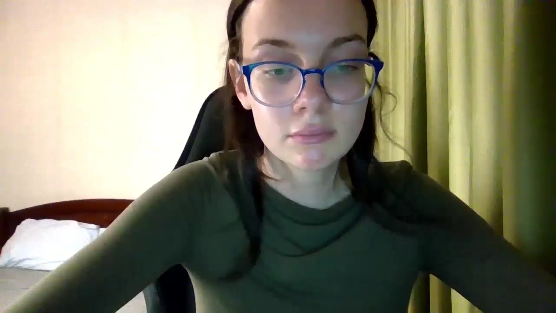 Gallery image thumbnail from Baby_Melania's myfreecams stream on, 07/28/2025, 18:15 image 16 of 20