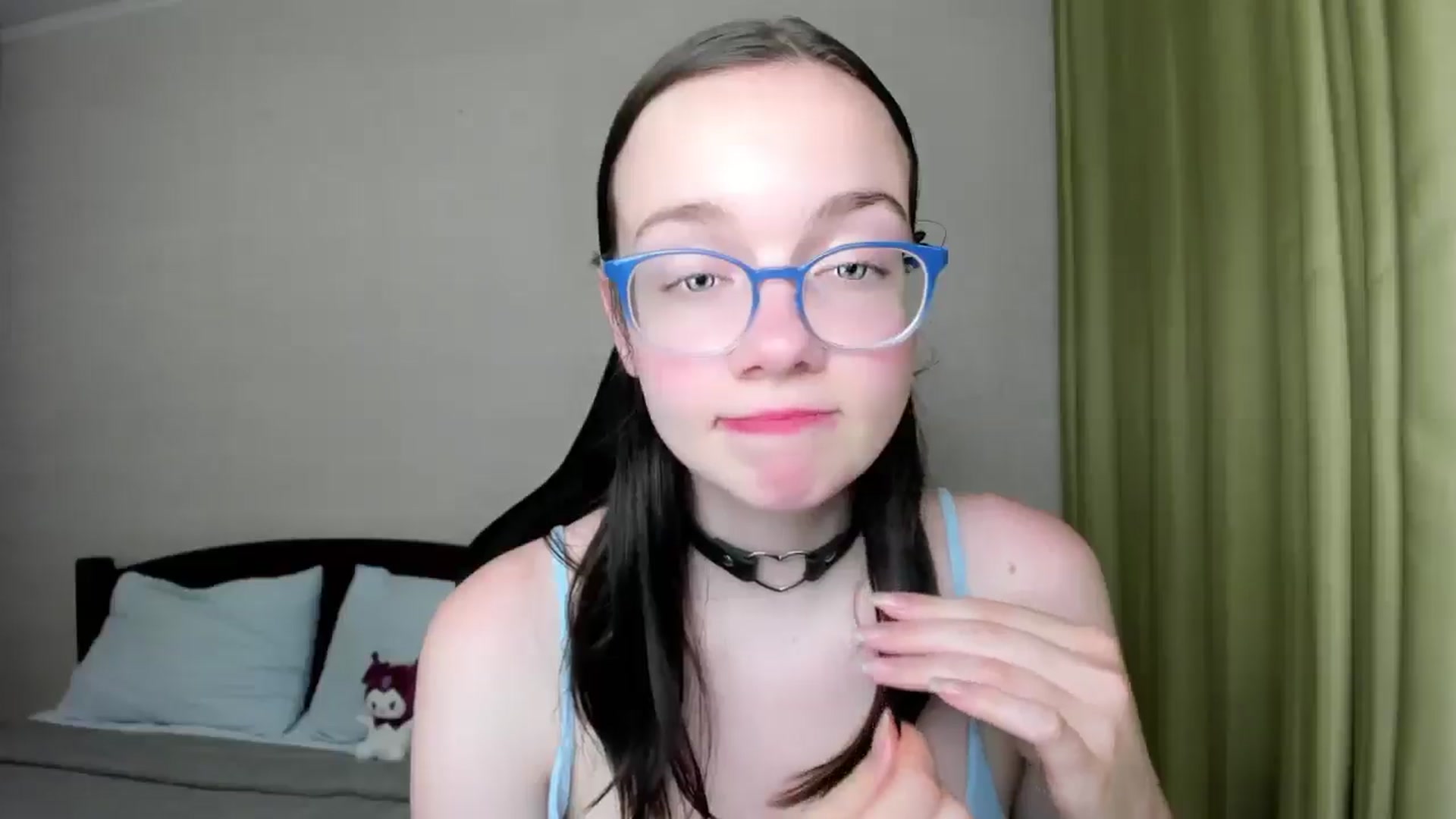 Gallery image thumbnail from Baby_Melania's myfreecams stream on, 08/03/2025, 20:32 image 14 of 20