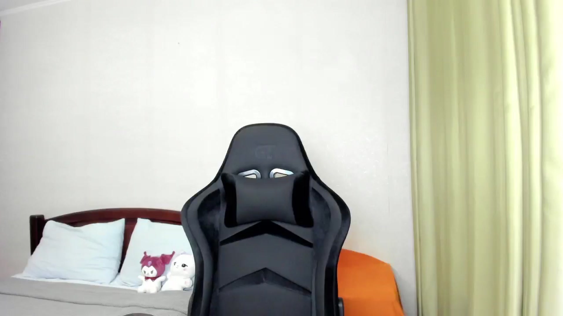 Gallery image thumbnail from Baby_Melania's myfreecams stream on, 08/03/2025, 20:32 image 13 of 20