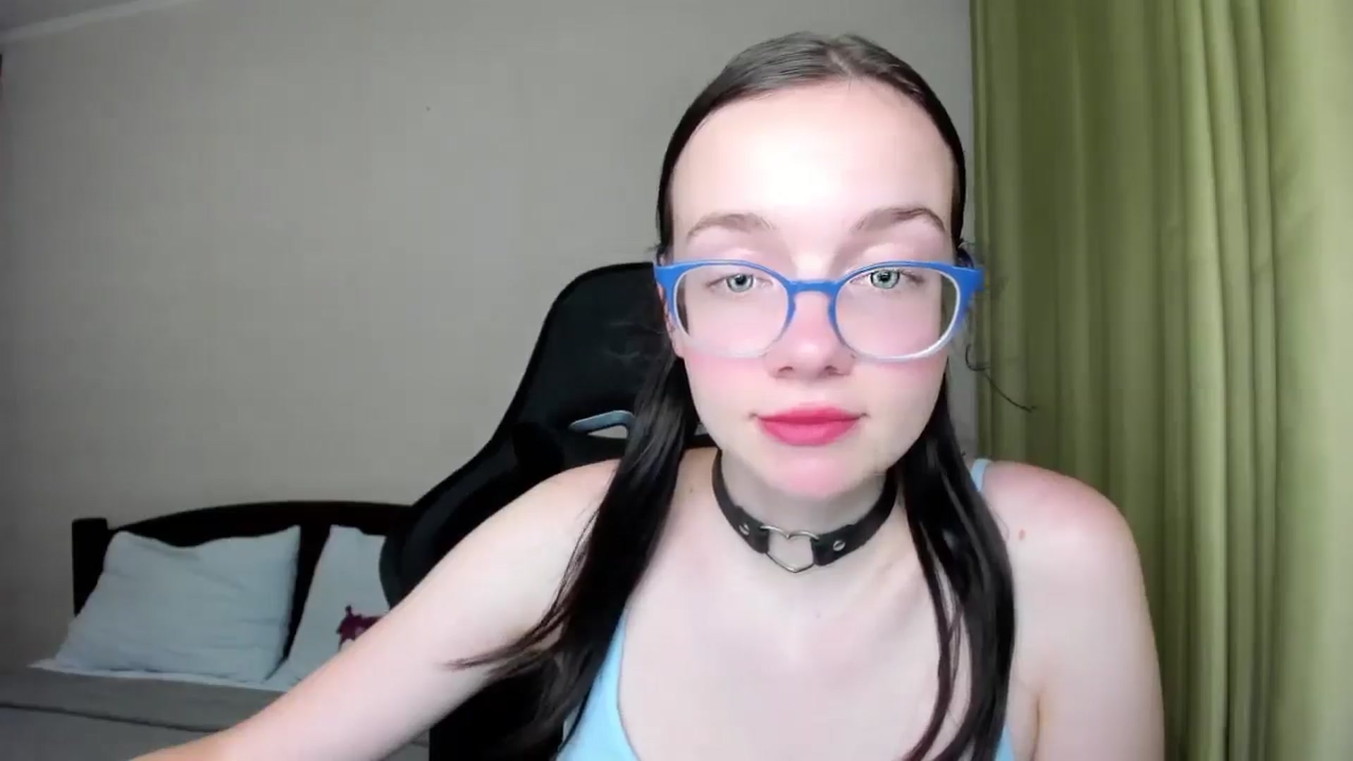 Gallery image thumbnail from Baby_Melania's myfreecams stream on, 08/03/2025, 22:04 image 19 of 20