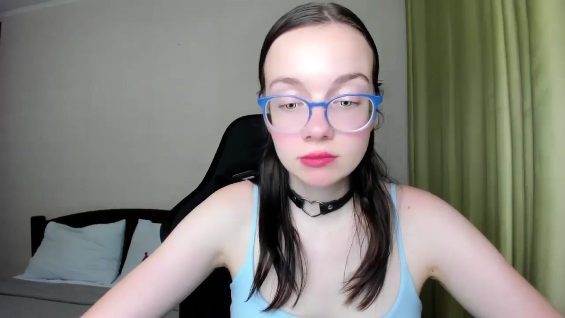 Gallery image thumbnail from Baby_Melania's myfreecams stream on, 08/03/2025, 22:04 image 4 of 20