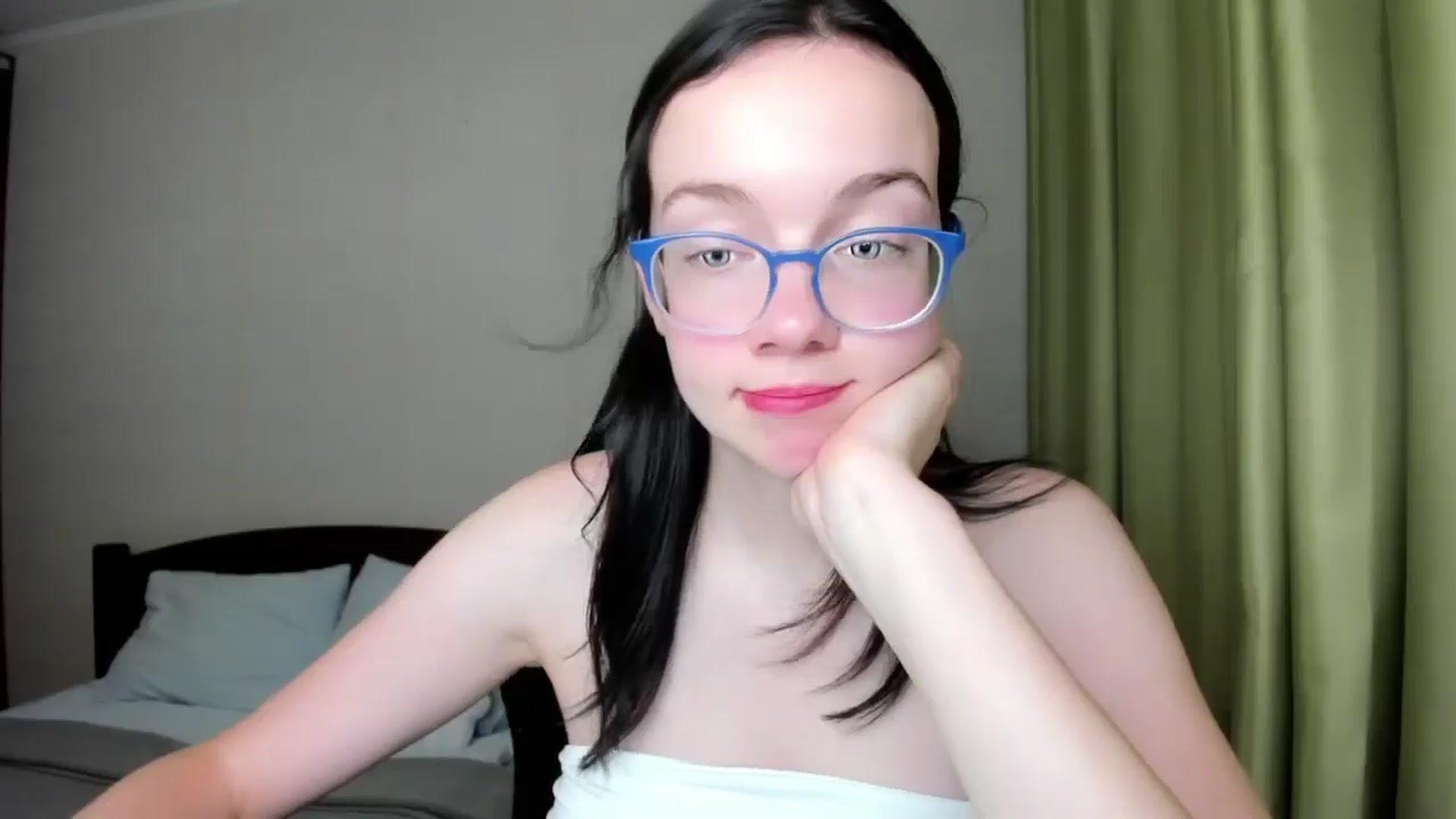 Gallery image thumbnail from Baby_Melania's myfreecams stream on, 08/04/2025, 21:17 image 19 of 20