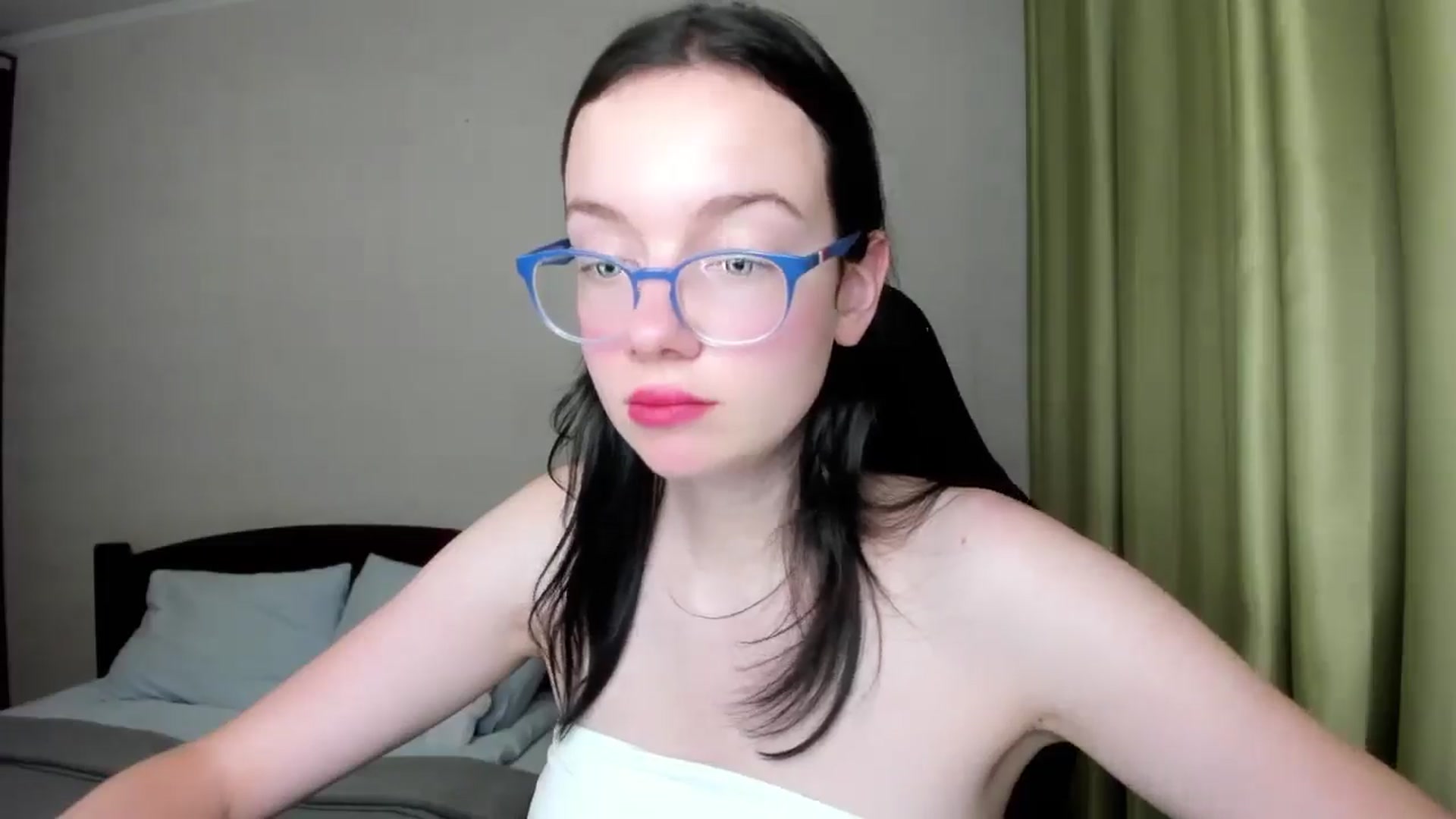 Gallery image thumbnail from Baby_Melania's myfreecams stream on, 08/04/2025, 21:17 image 15 of 20