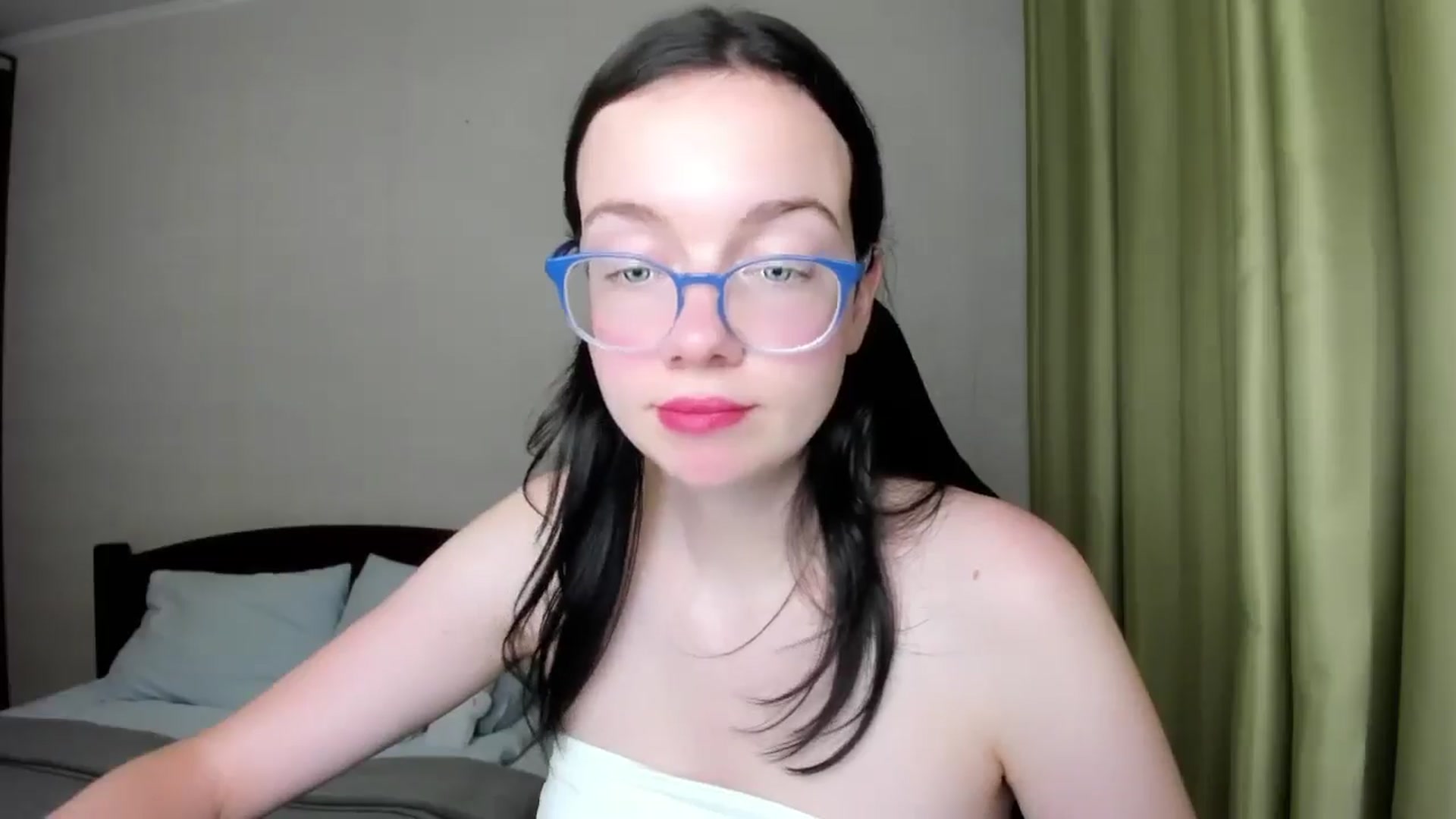 Gallery image thumbnail from Baby_Melania's myfreecams stream on, 08/04/2025, 21:17 image 13 of 20