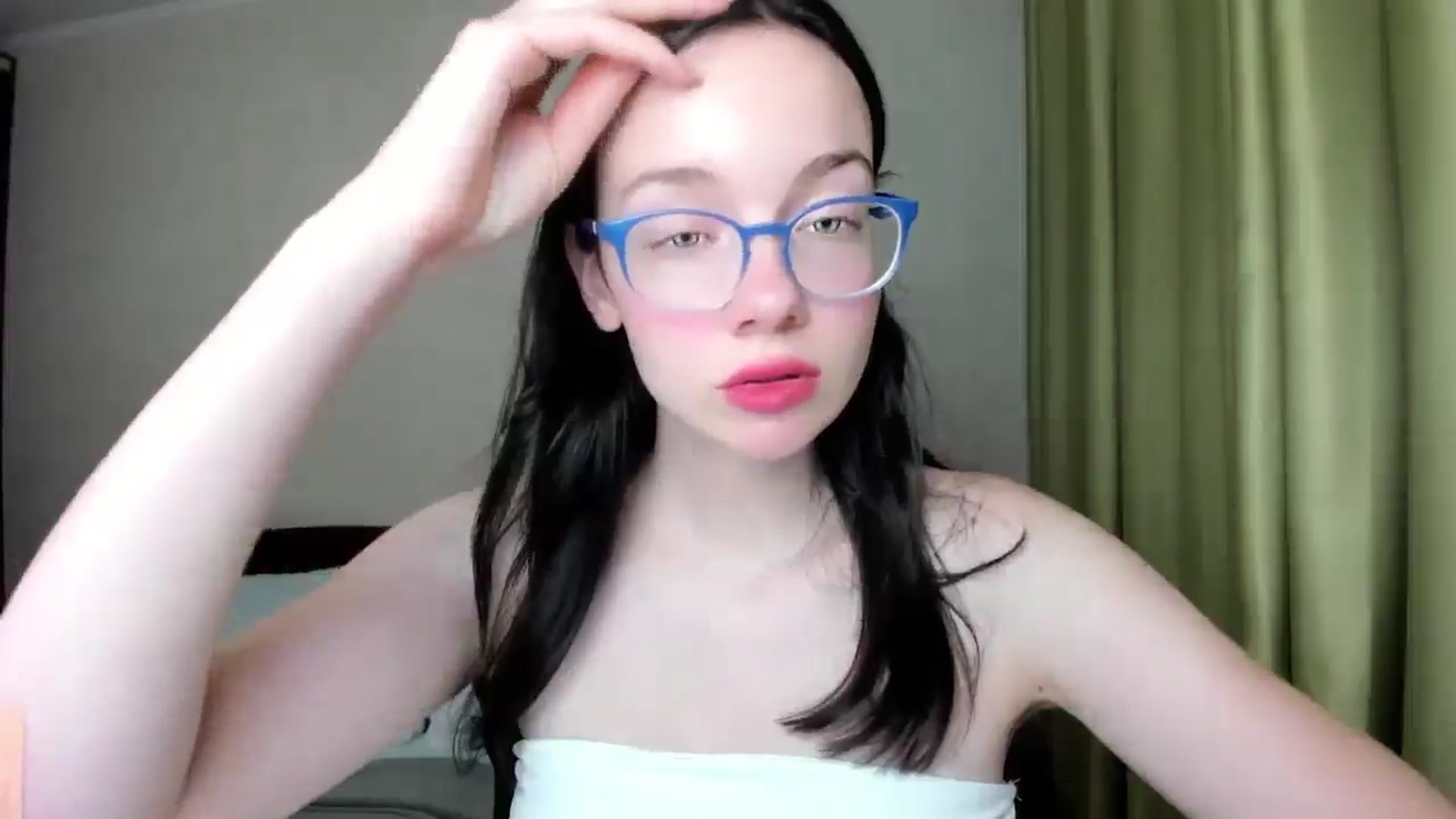 Gallery image thumbnail from Baby_Melania's myfreecams stream on, 08/04/2025, 21:17 image 3 of 20