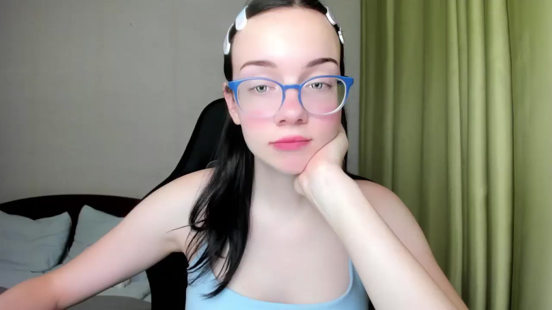 Gallery image thumbnail from Baby_Melania's myfreecams stream on, 08/05/2025, 21:50 image 8 of 20