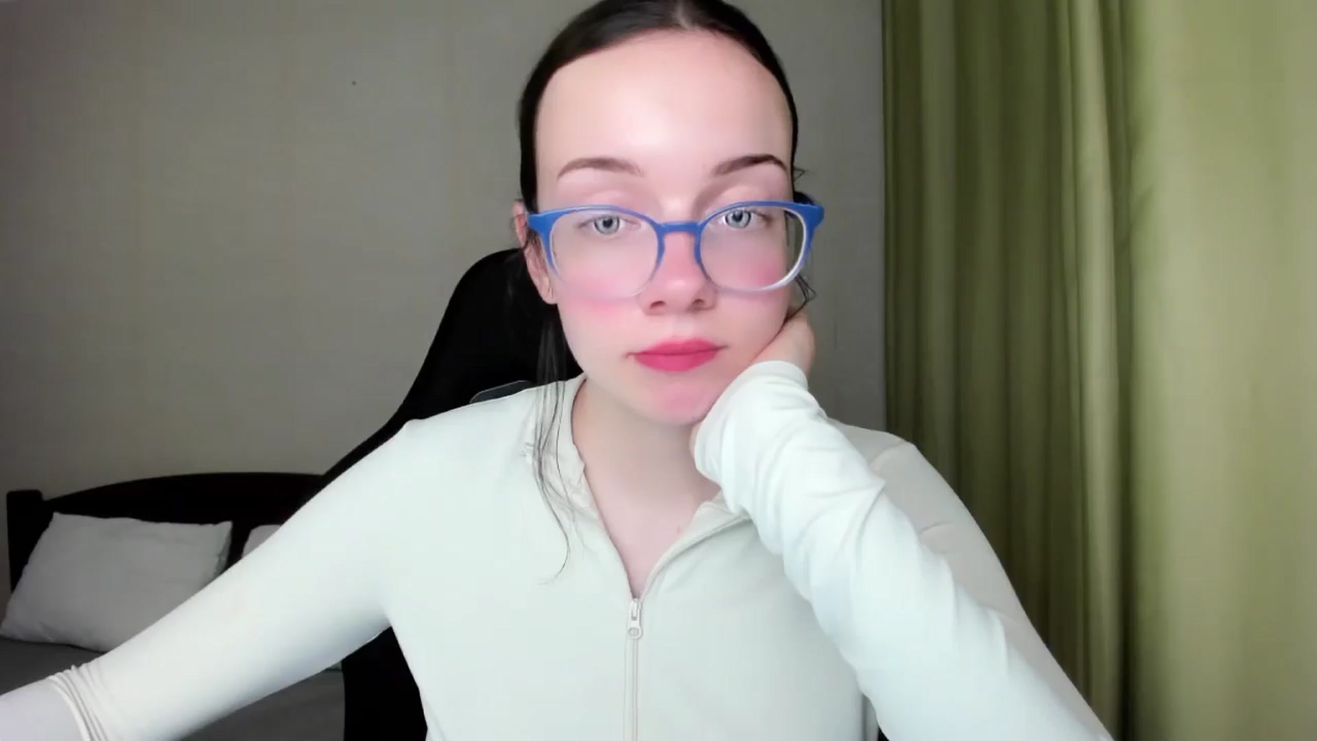 Gallery image thumbnail from Baby_Melania's myfreecams stream on, 08/06/2025, 23:14 image 11 of 20