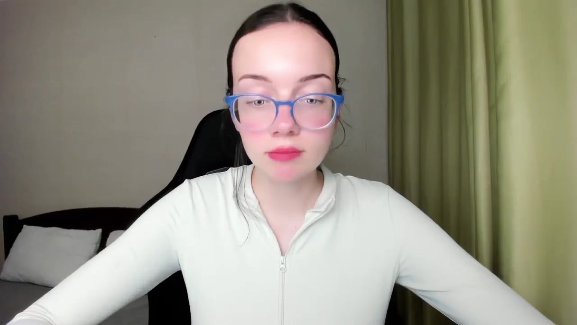 Gallery image thumbnail from Baby_Melania's myfreecams stream on, 08/06/2025, 23:14 image 17 of 20