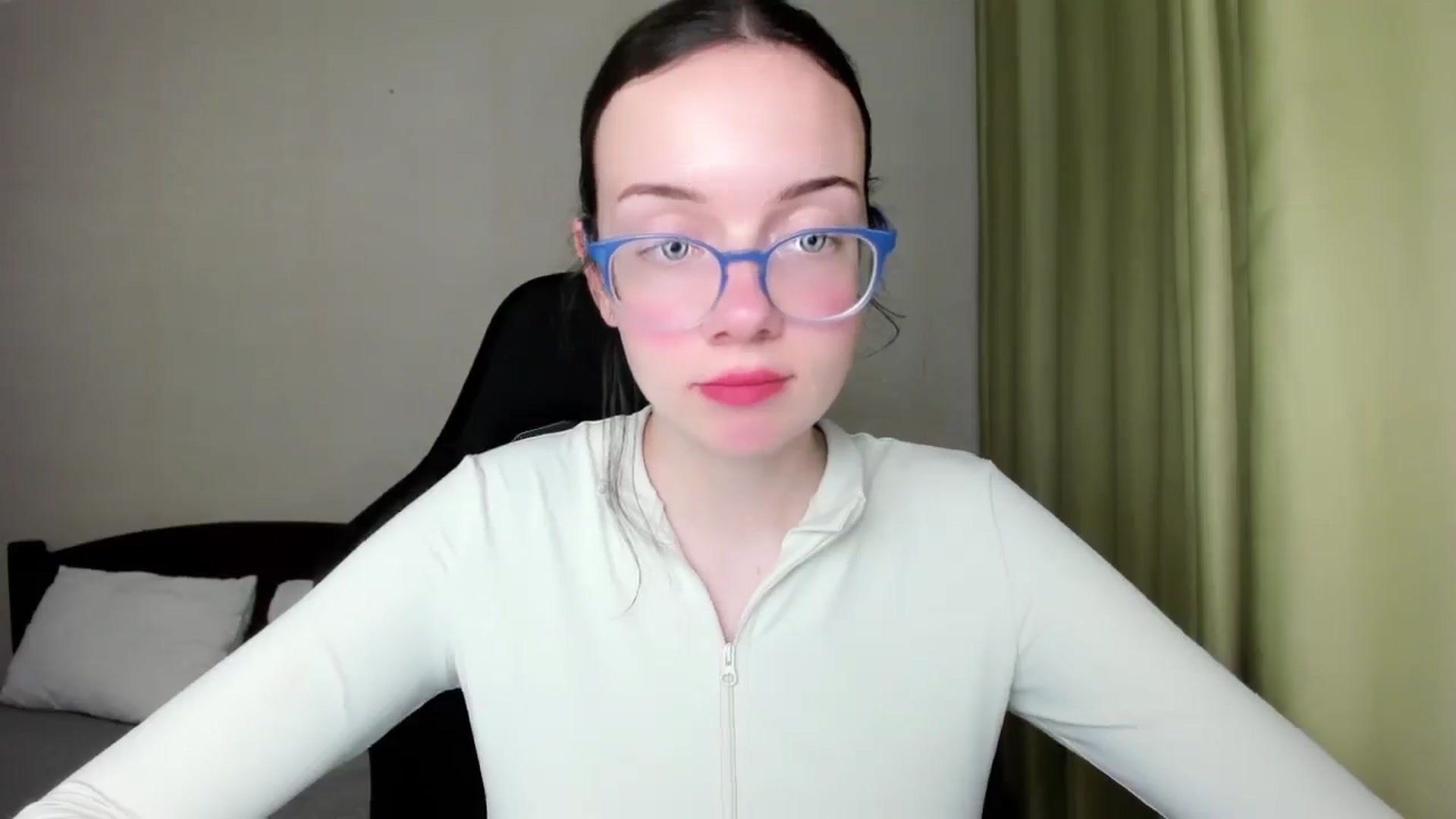 Gallery image thumbnail from Baby_Melania's myfreecams stream on, 08/06/2025, 23:14 image 5 of 20