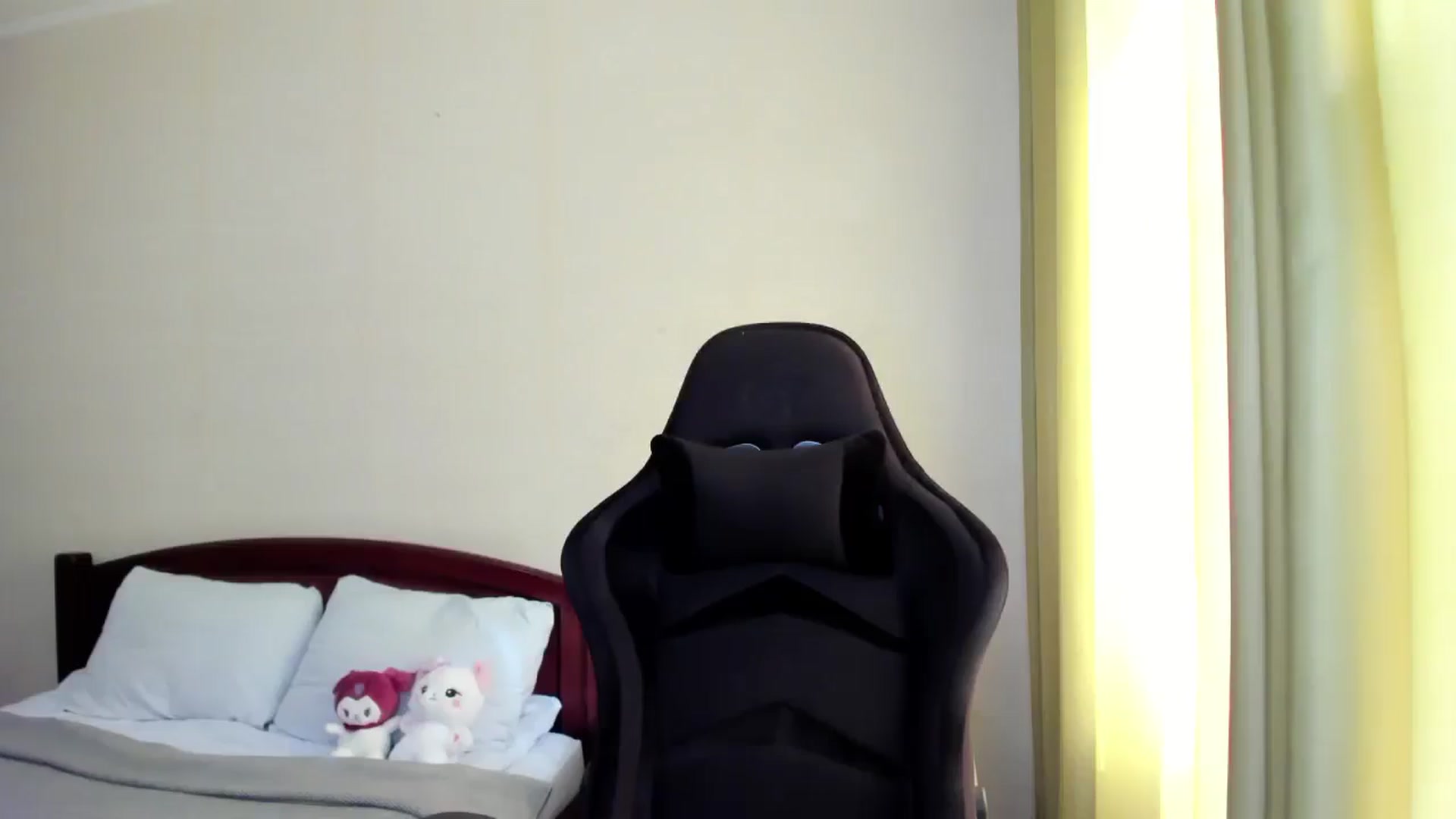 Gallery image thumbnail from Baby_Melania's myfreecams stream on, 08/09/2025, 13:57 image 17 of 20