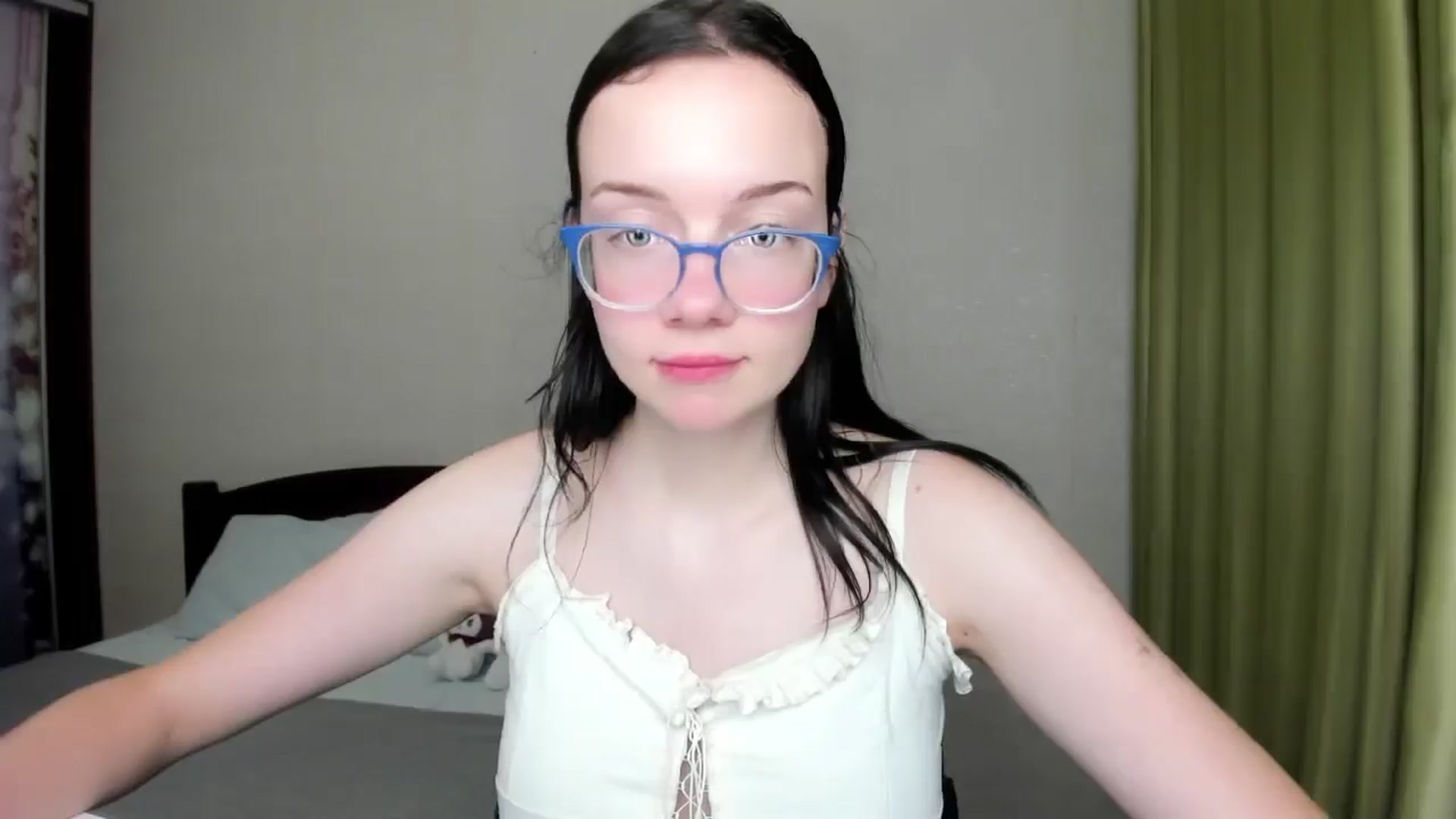 Gallery image thumbnail from Baby_Melania's myfreecams stream on, 08/14/2025, 19:23 image 10 of 20