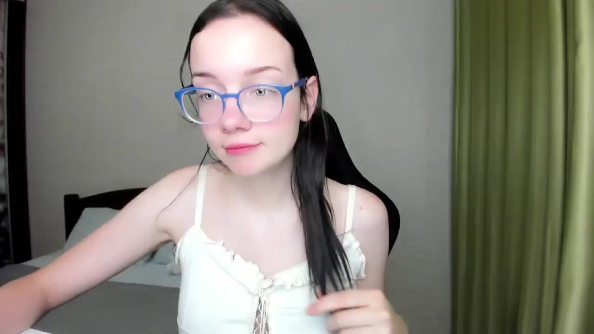 Gallery image thumbnail from Baby_Melania's myfreecams stream on, 08/14/2025, 19:23 image 1 of 20