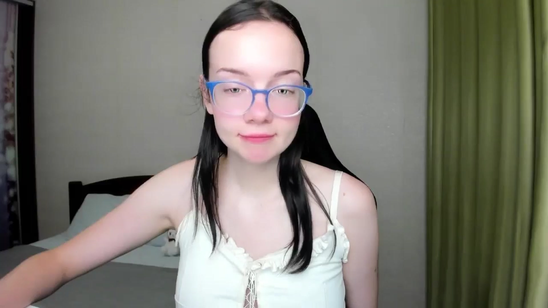 Gallery image thumbnail from Baby_Melania's myfreecams stream on, 08/14/2025, 19:23 image 20 of 20