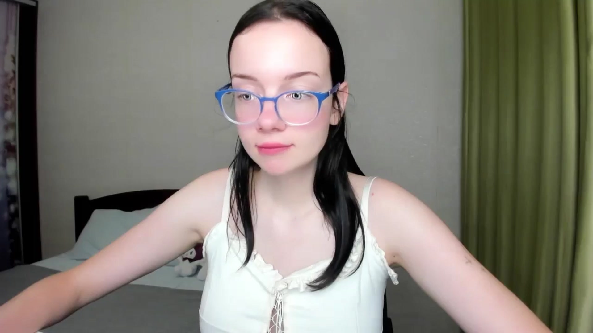 Gallery image thumbnail from Baby_Melania's myfreecams stream on, 08/14/2025, 19:23 image 18 of 20
