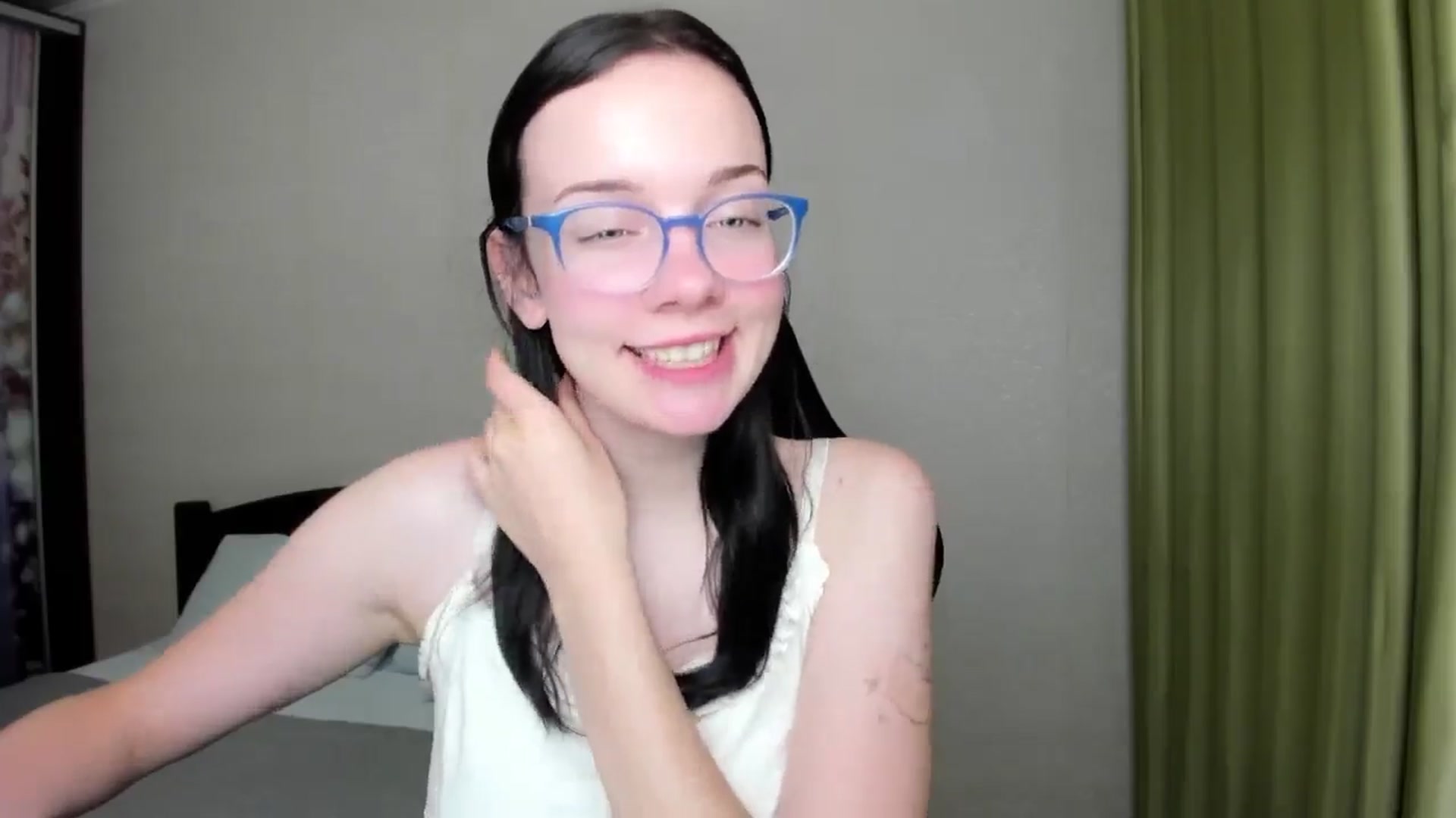 Gallery image thumbnail from Baby_Melania's myfreecams stream on, 08/14/2025, 20:56 image 19 of 20