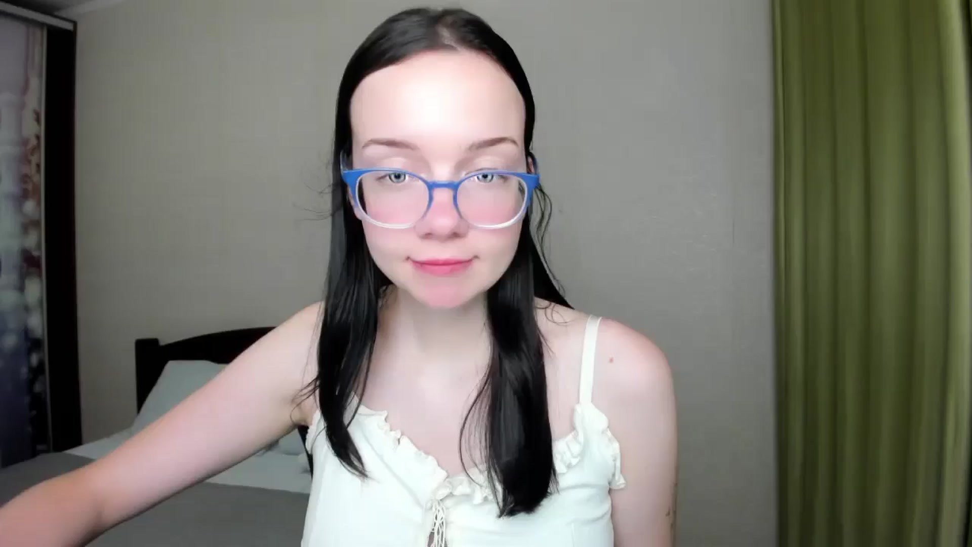 Gallery image thumbnail from Baby_Melania's myfreecams stream on, 08/14/2025, 20:56 image 4 of 20