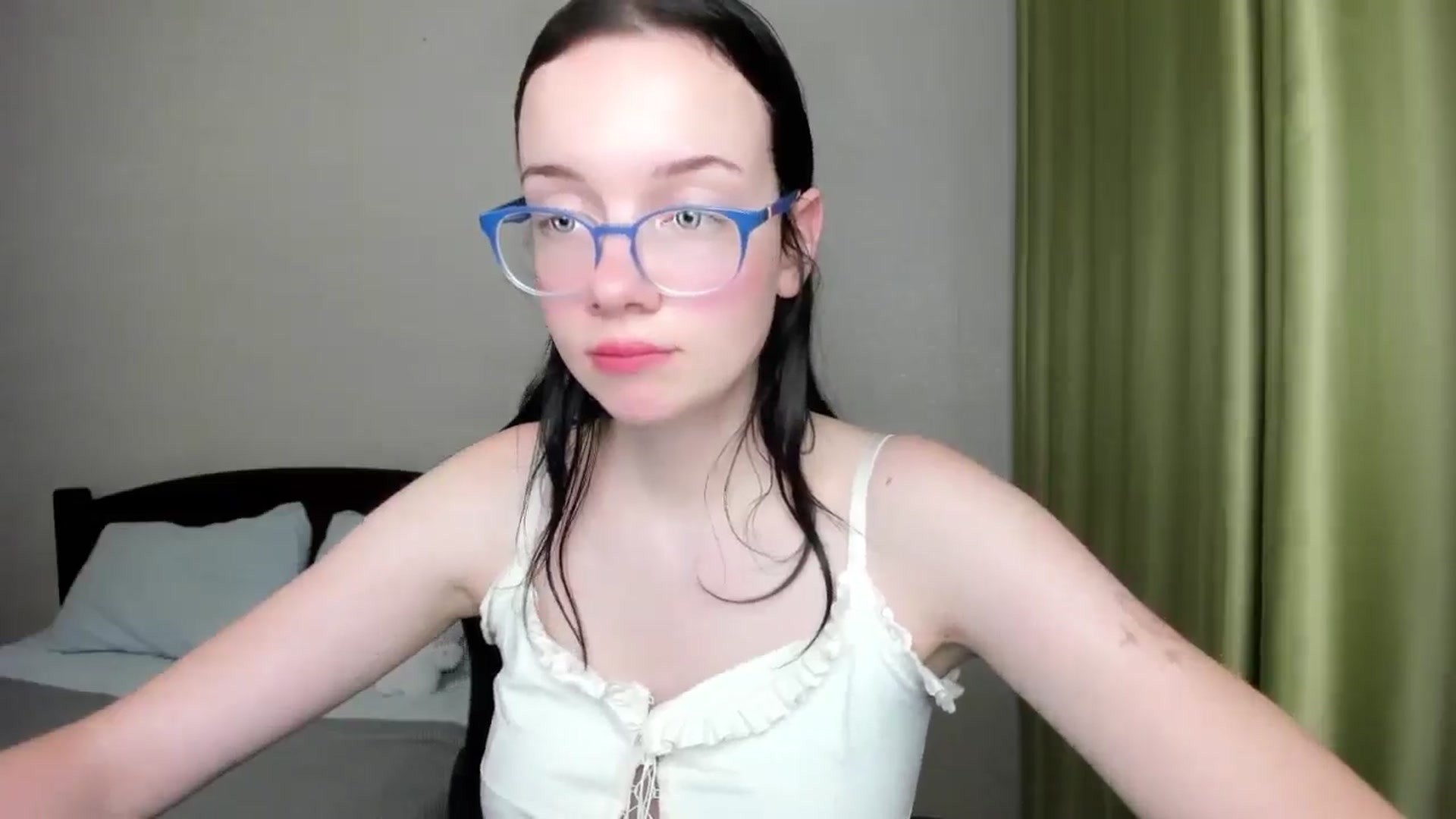 Gallery image thumbnail from Baby_Melania's myfreecams stream on, 08/15/2025, 01:16 image 15 of 20