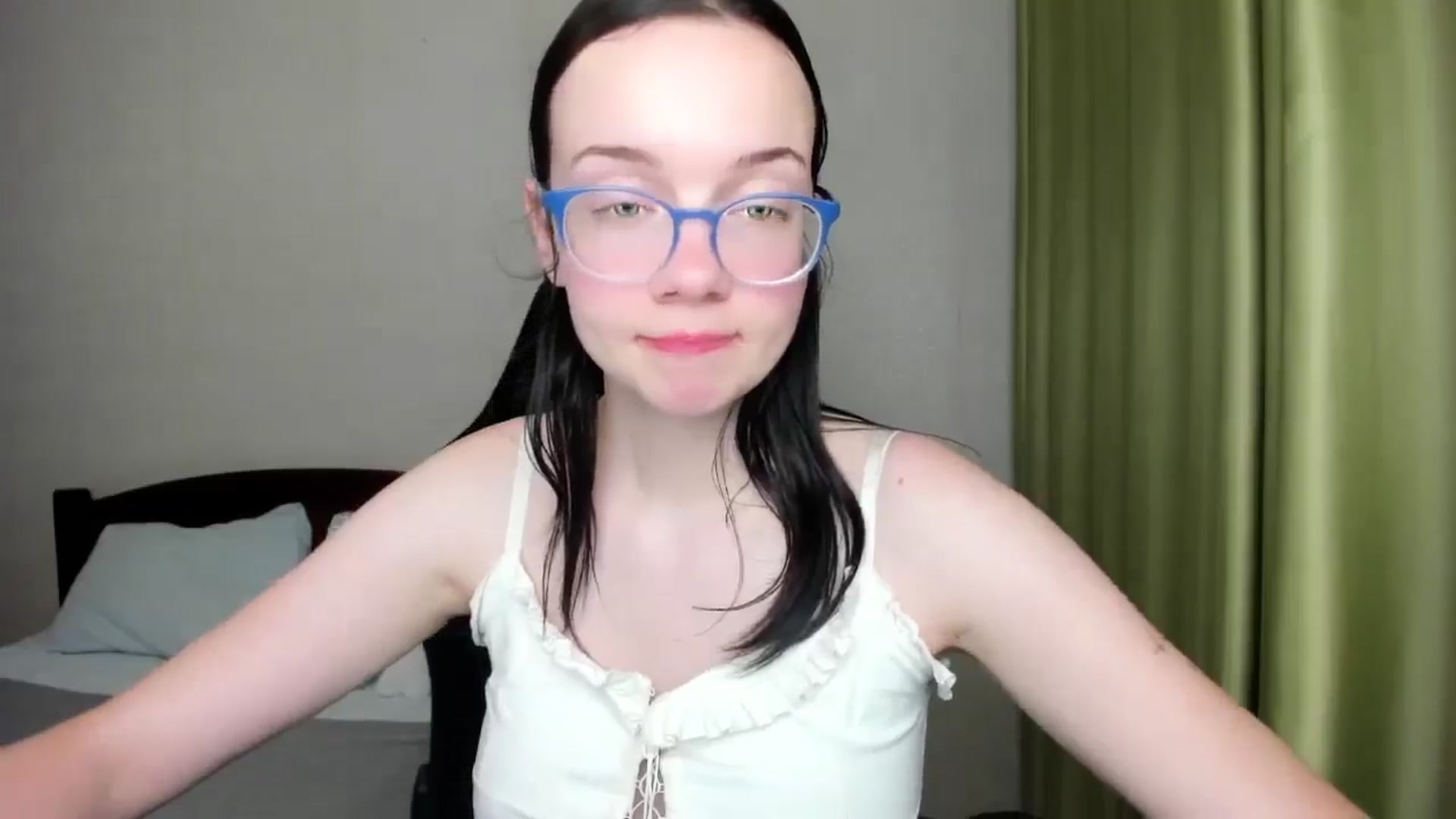Gallery image thumbnail from Baby_Melania's myfreecams stream on, 08/15/2025, 01:16 image 6 of 20