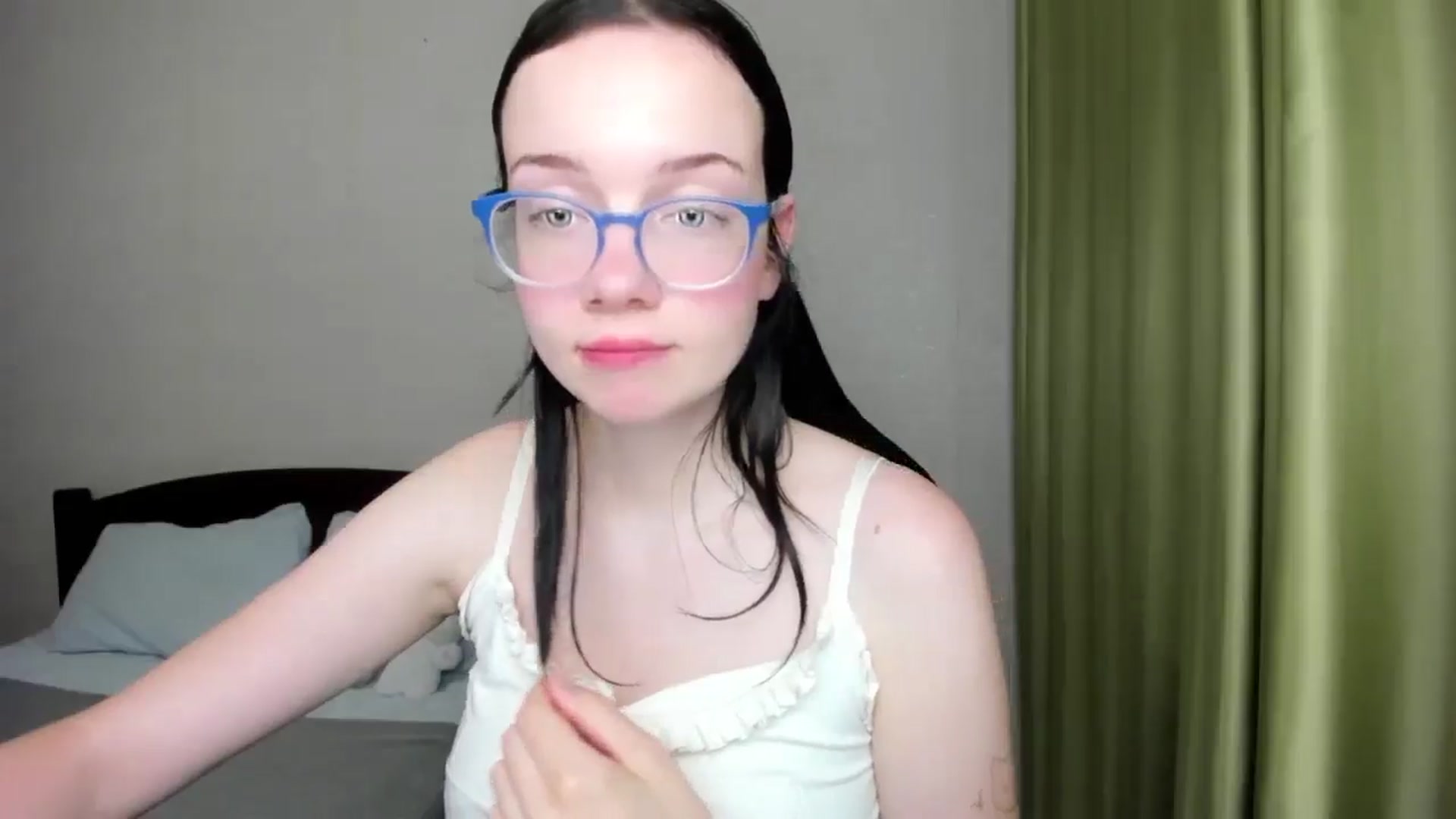 Gallery image thumbnail from Baby_Melania's myfreecams stream on, 08/15/2025, 01:16 image 18 of 20
