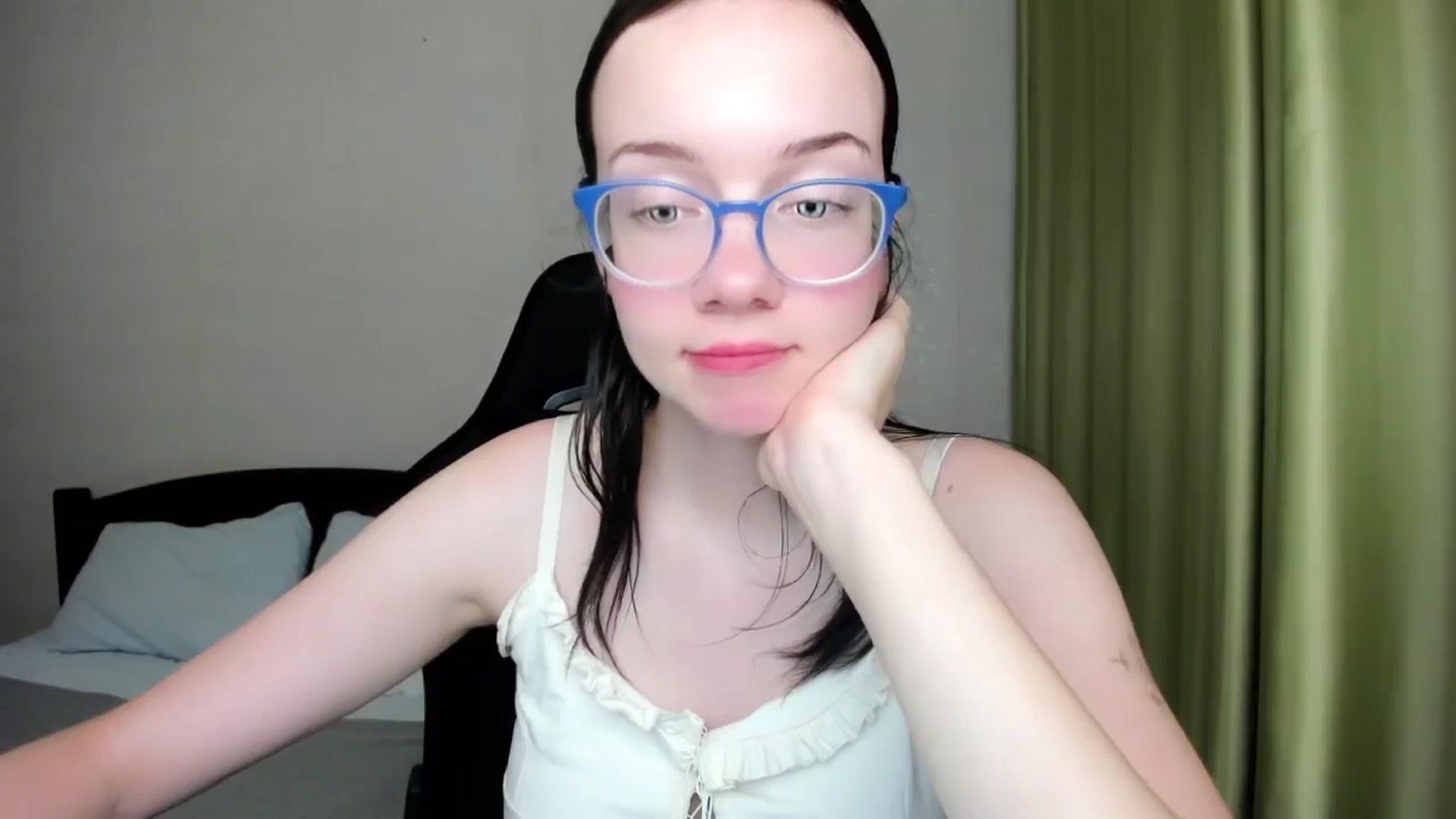 Gallery image thumbnail from Baby_Melania's myfreecams stream on, 08/15/2025, 01:16 image 3 of 20