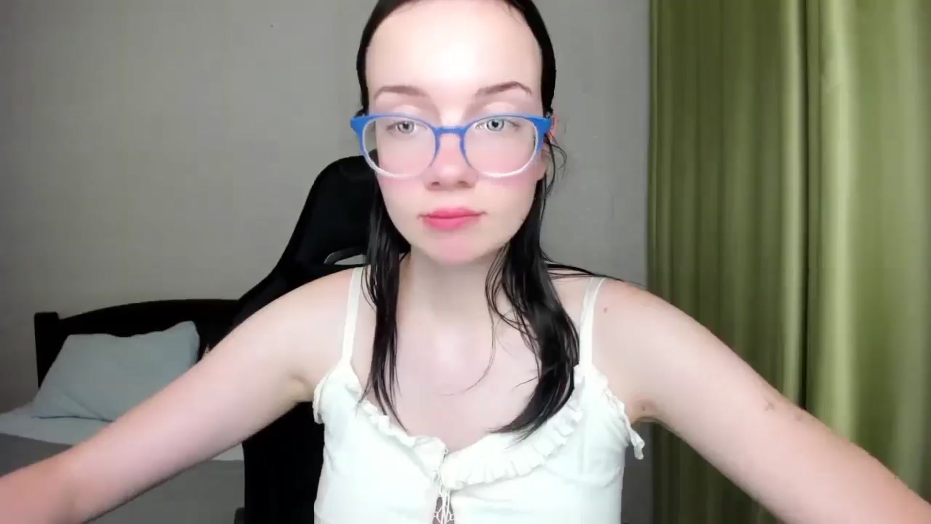 Gallery image thumbnail from Baby_Melania's myfreecams stream on, 08/15/2025, 01:16 image 2 of 20