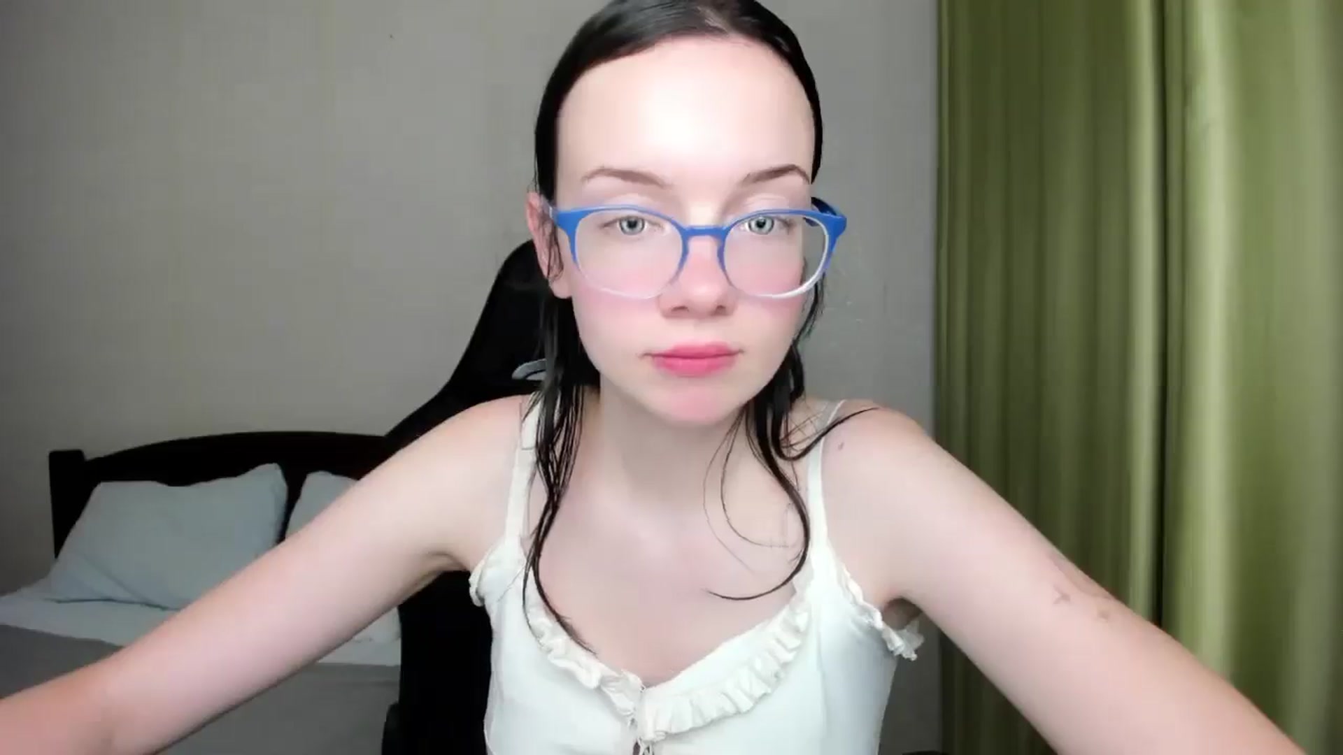 Gallery image thumbnail from Baby_Melania's myfreecams stream on, 08/15/2025, 01:16 image 11 of 20