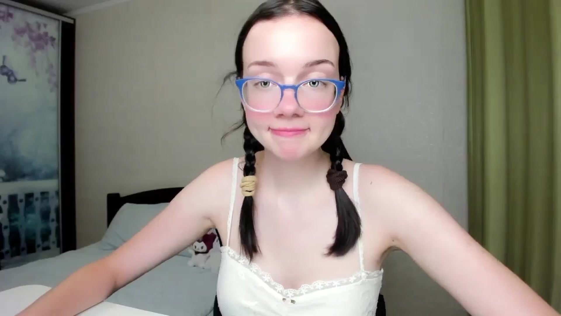 Gallery image thumbnail from Baby_Melania's myfreecams stream on, 08/16/2025, 20:31 image 11 of 20