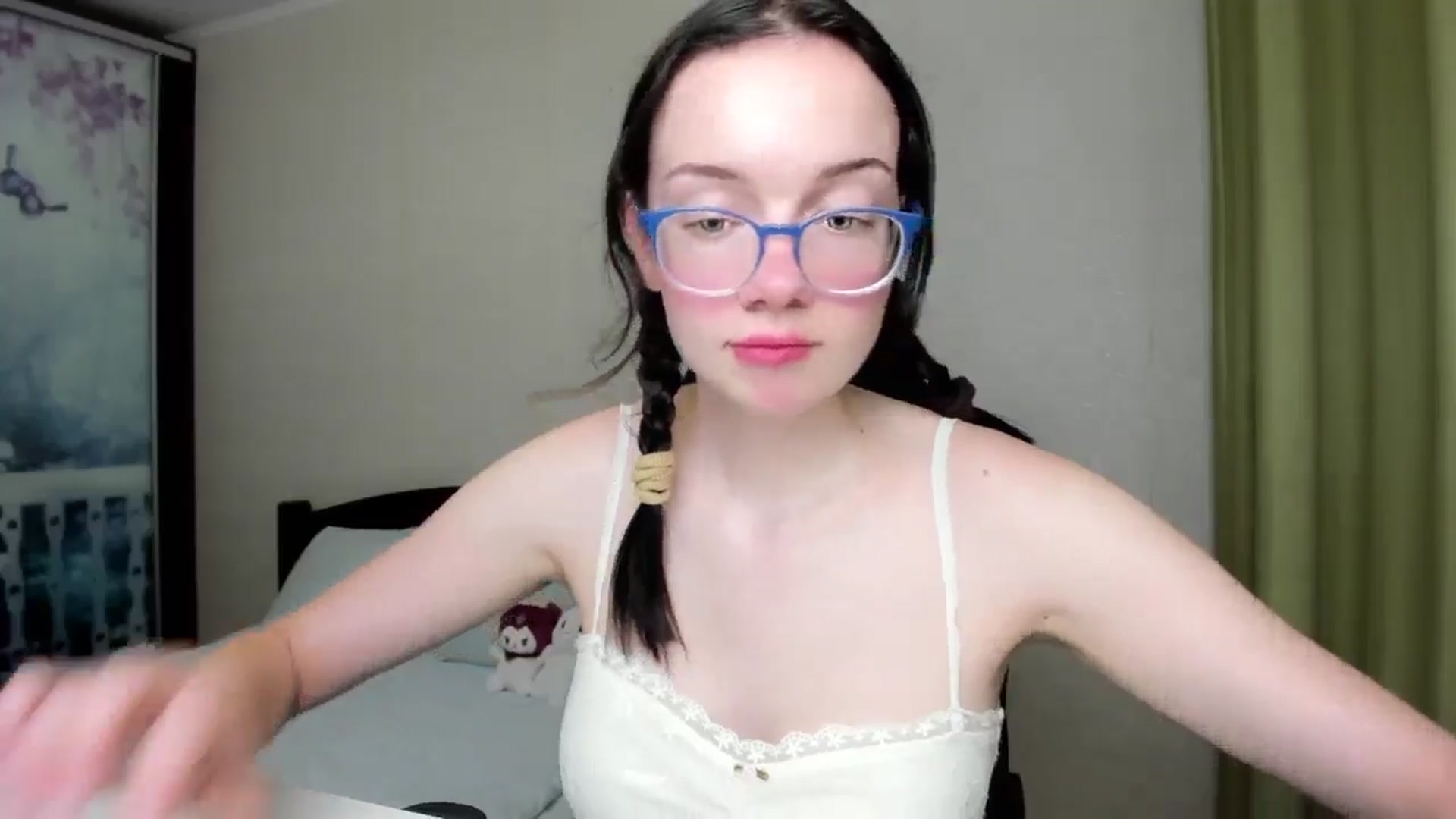 Gallery image thumbnail from Baby_Melania's myfreecams stream on, 08/16/2025, 20:31 image 12 of 20