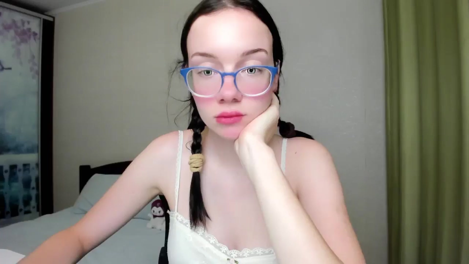 Gallery image thumbnail from Baby_Melania's myfreecams stream on, 08/16/2025, 20:31 image 16 of 20
